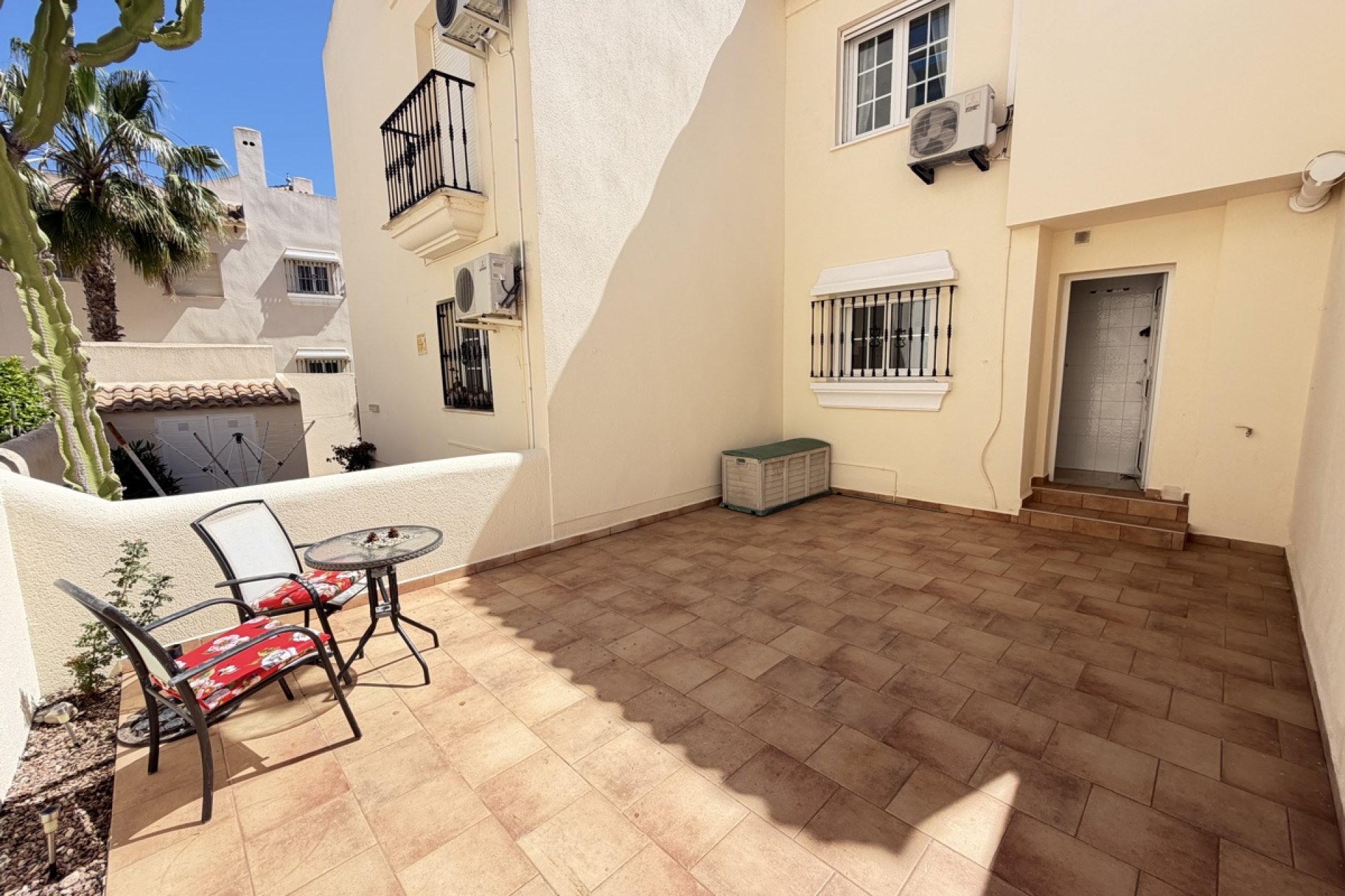 Resale - Villa -
Las Ramblas Golf - Inland
