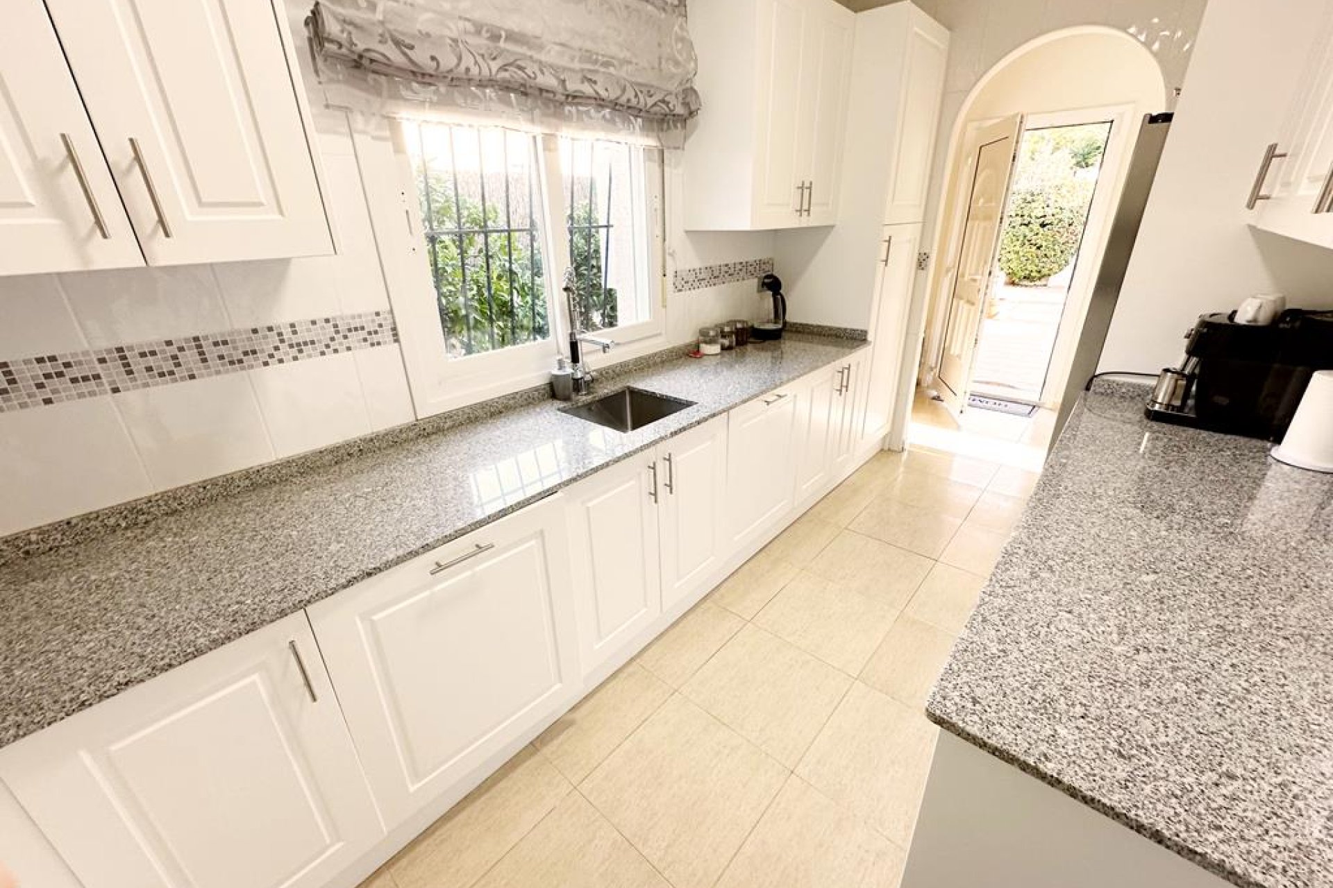 Resale - Villa -
Lo Santiago - Inland