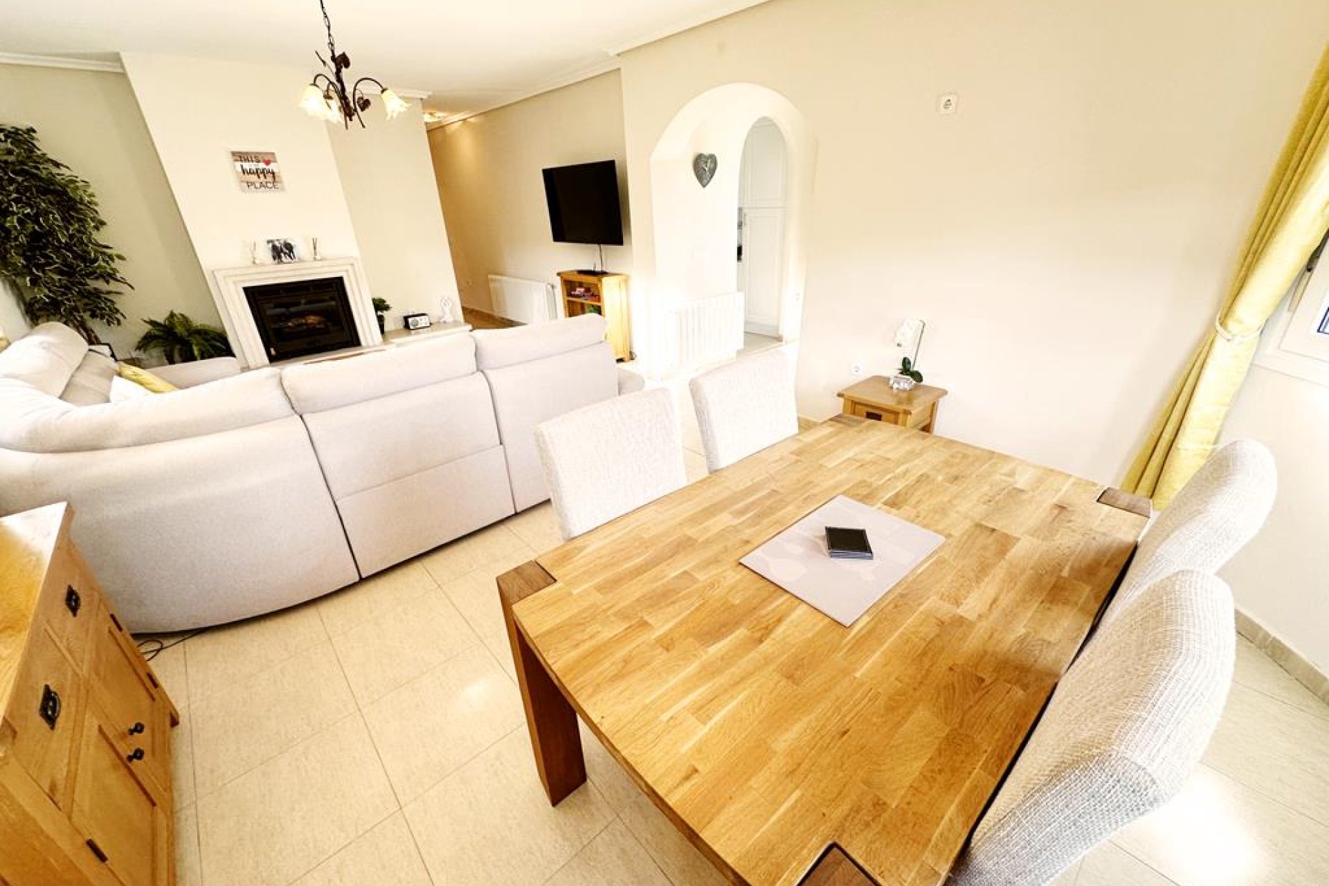 Resale - Villa -
Lo Santiago - Inland