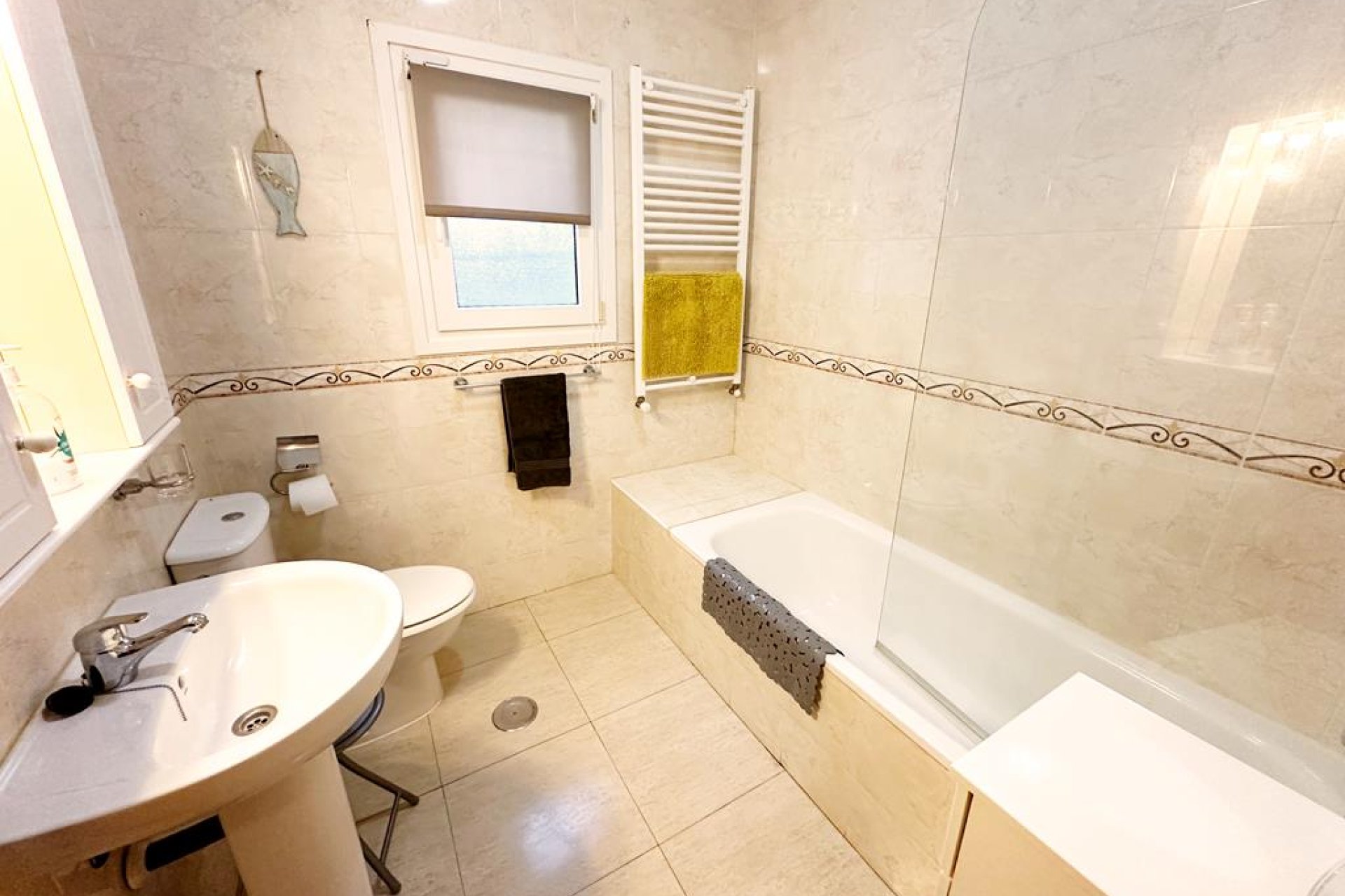 Resale - Villa -
Lo Santiago - Inland