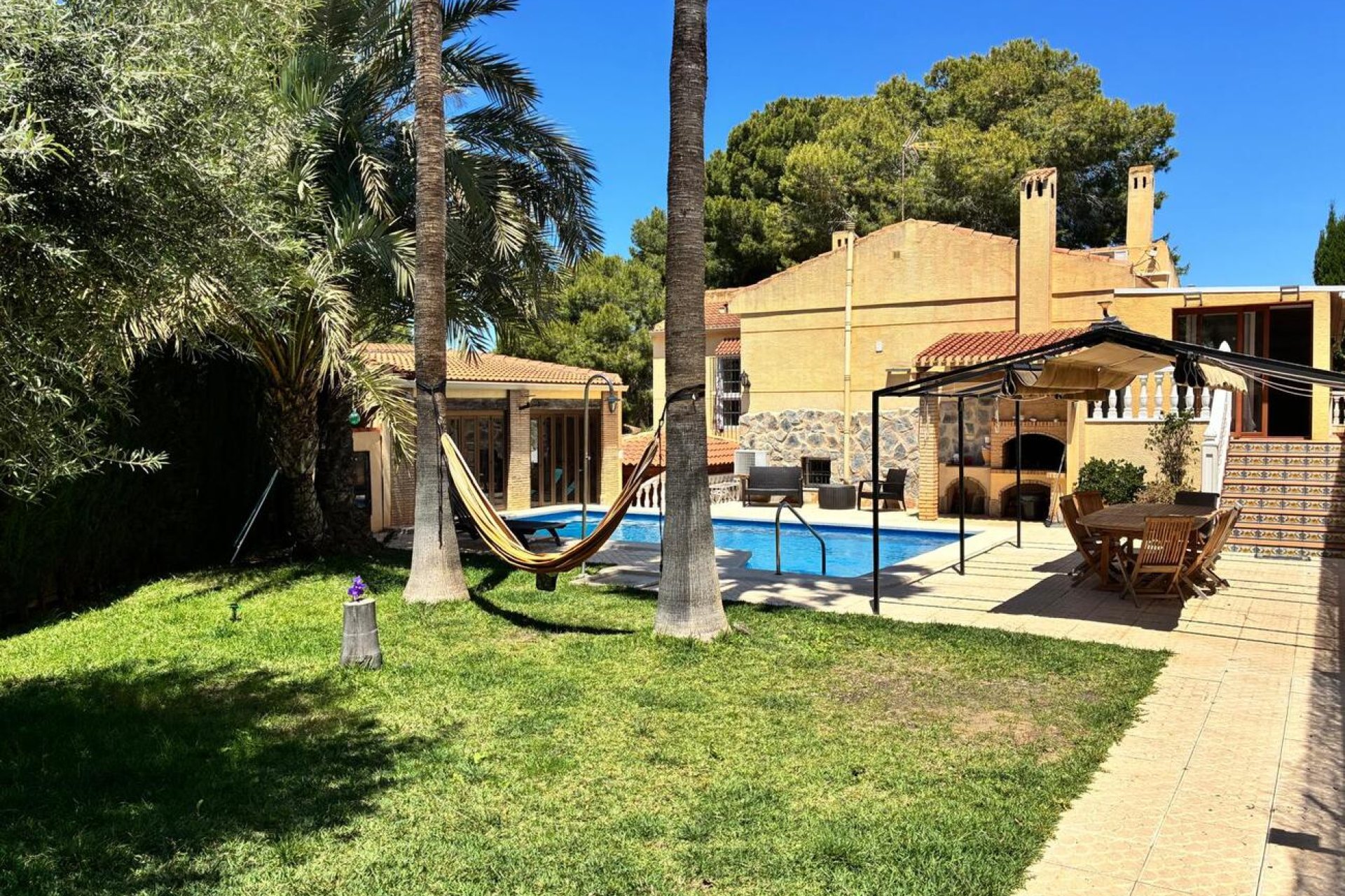 Resale - Villa -
Los Balcones - Costa Blanca