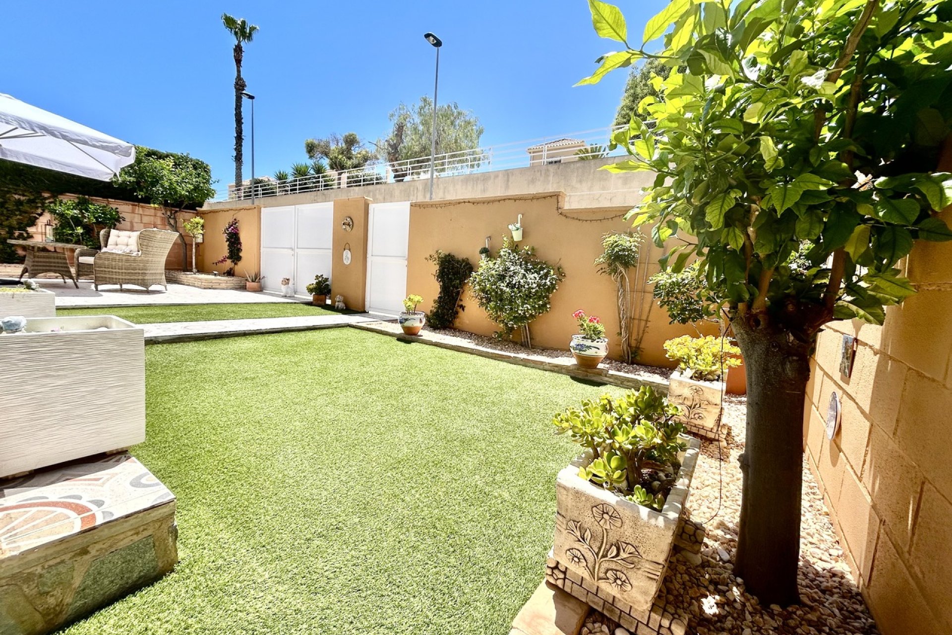 Resale - Villa -
Los Balcones - Costa Blanca