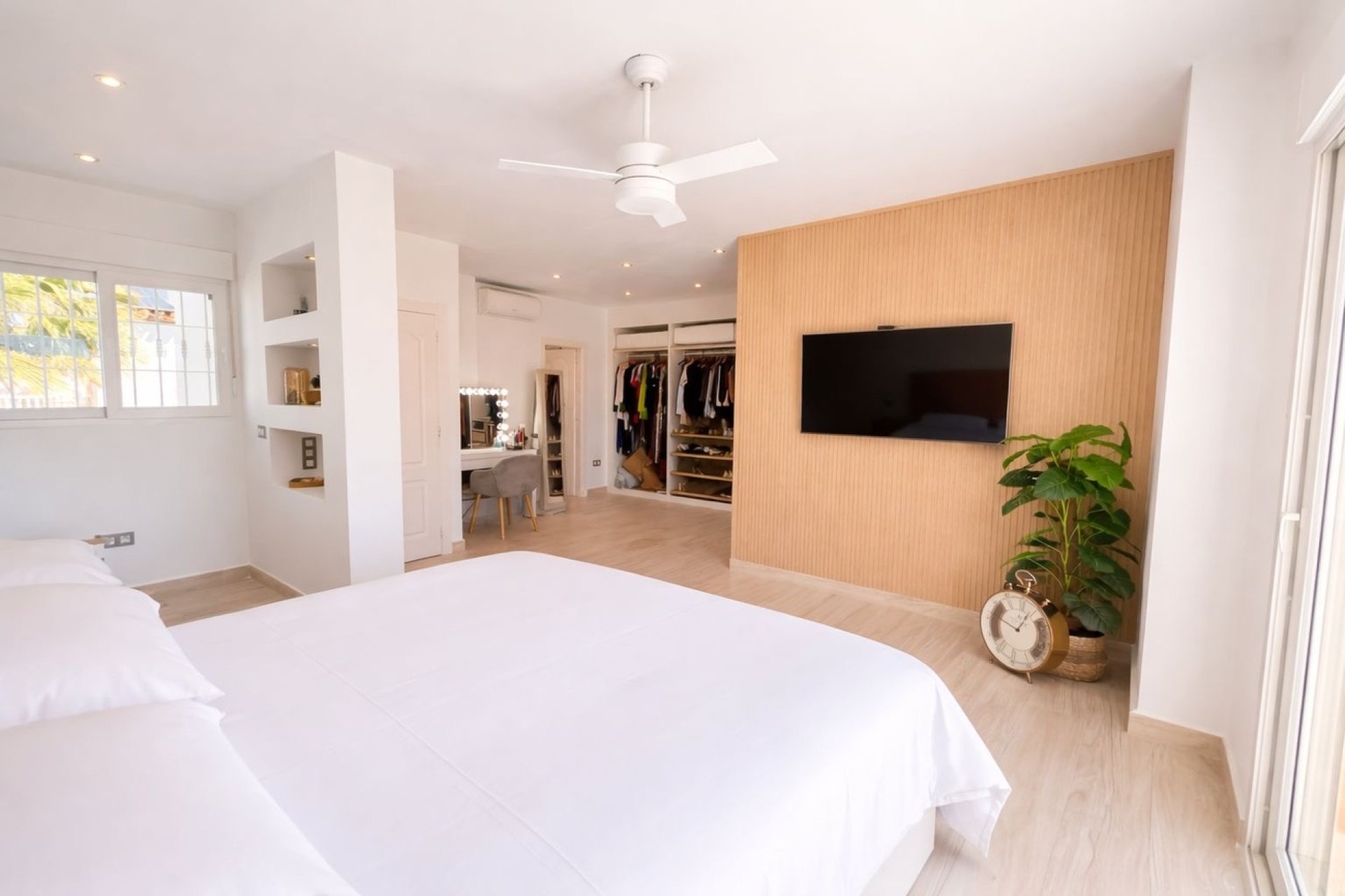 Resale - Villa -
Los Dolses - Inland