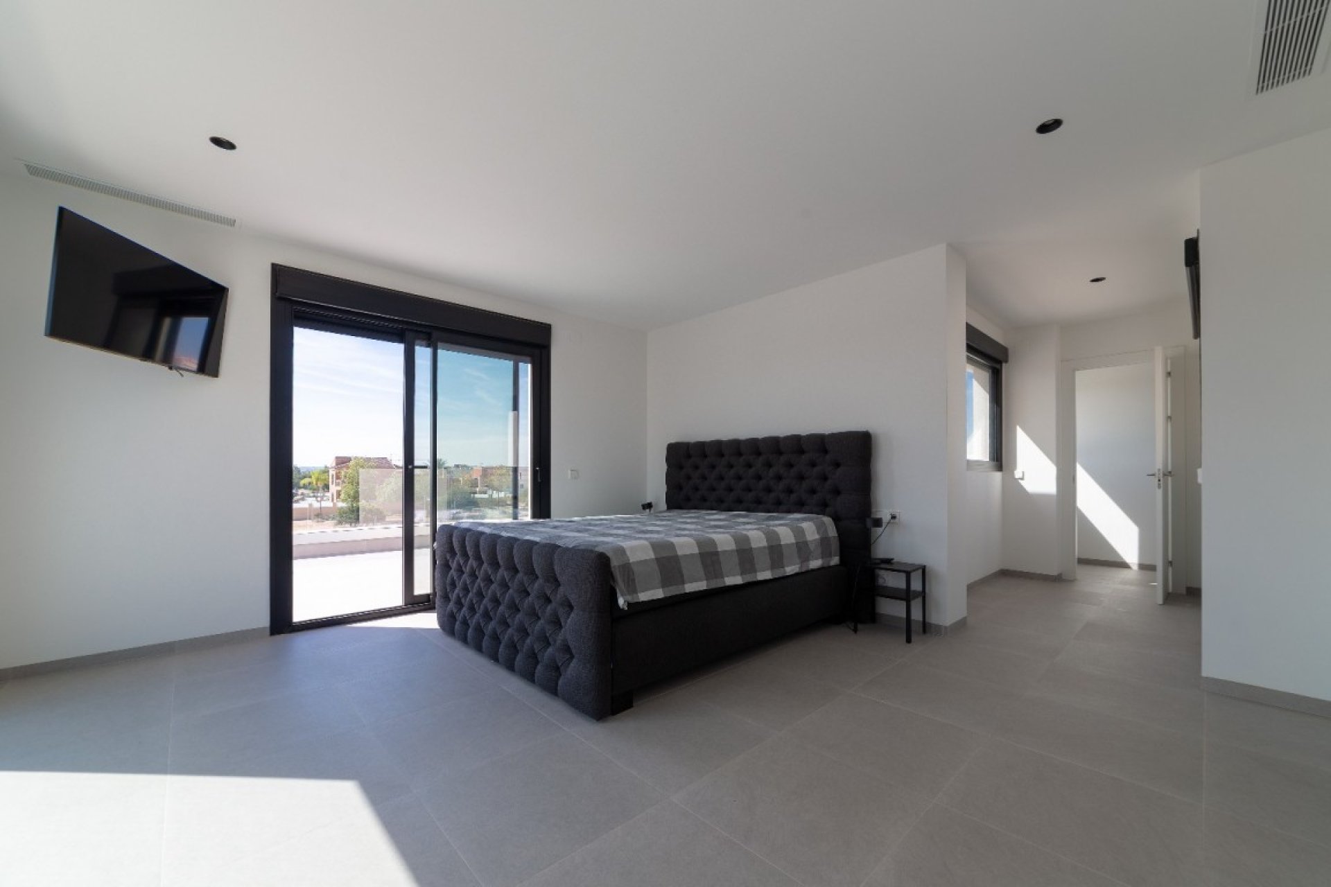 Resale - Villa -
Los Montesinos - Costa Blanca