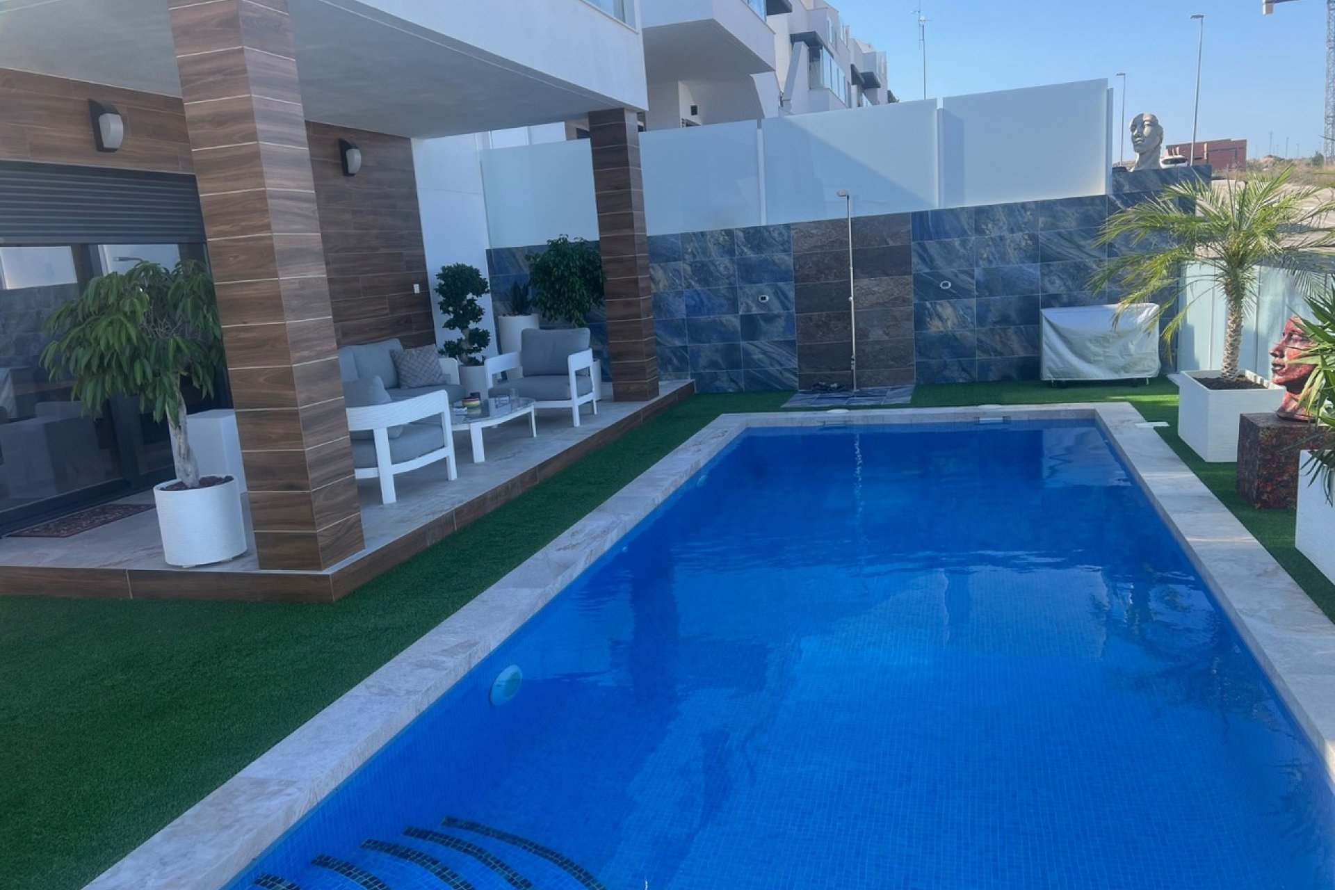 Resale - Villa -
Los Montesinos - Costa Blanca