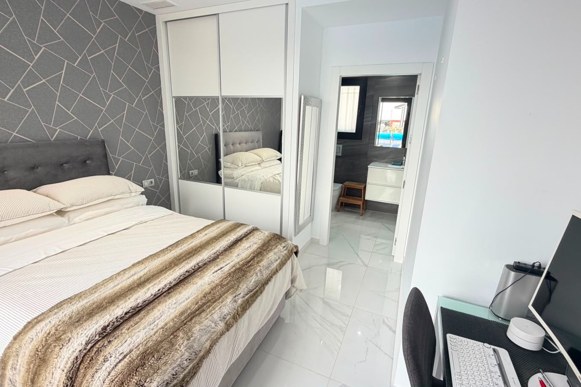 Resale - Villa -
Los Montesinos - Costa Blanca