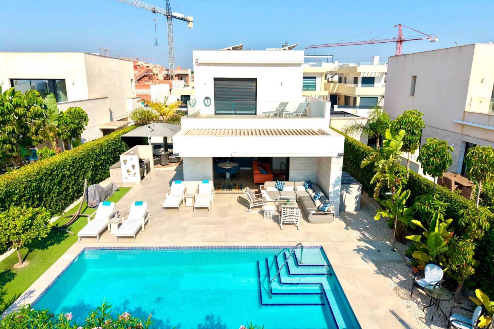 Resale - Villa -
Los Montesinos - Costa Blanca