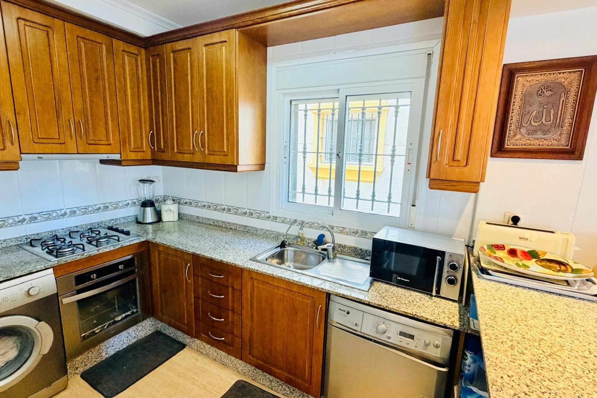 Resale - Villa -
Los Montesinos - Costa Blanca