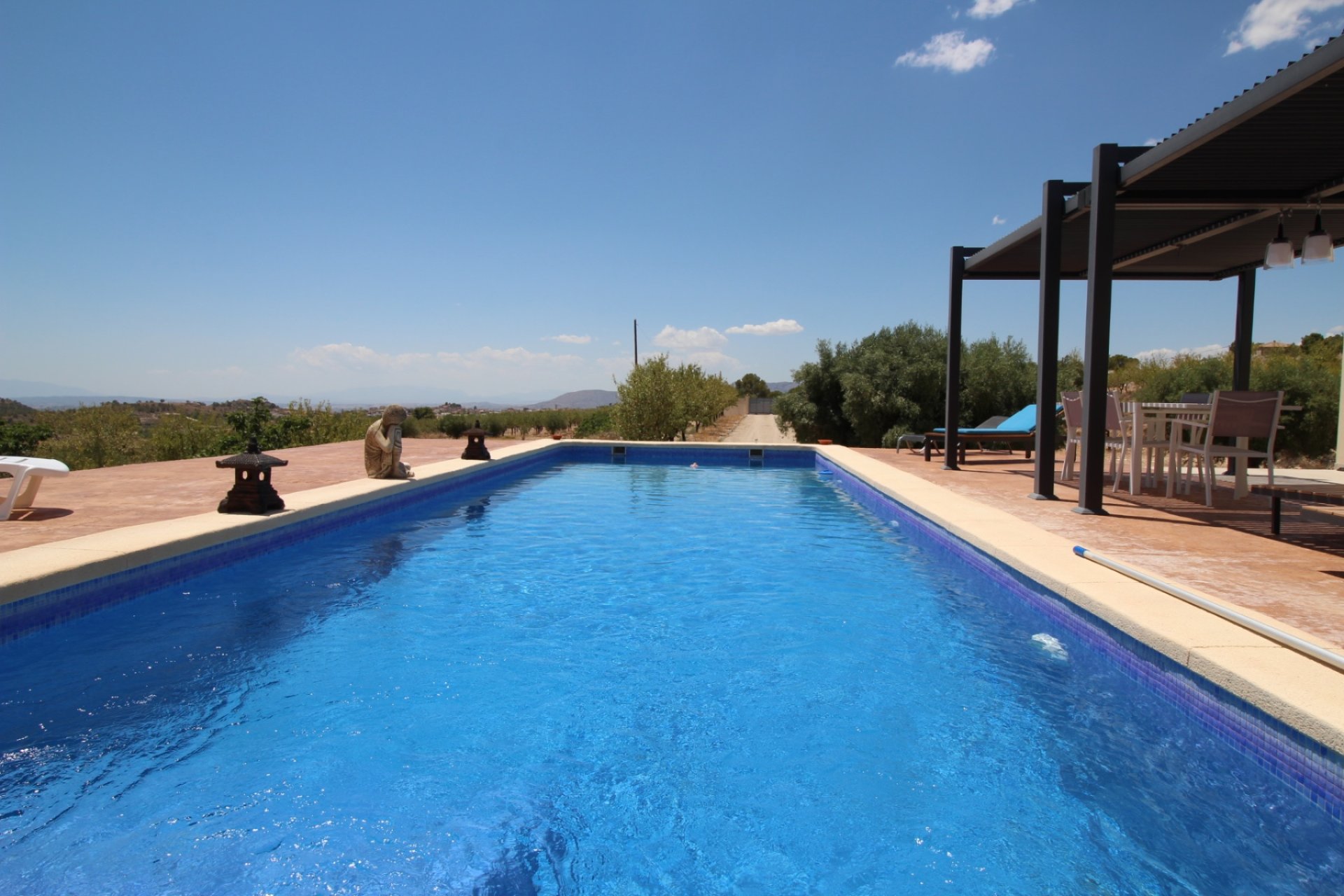 Resale - Villa -
Macisvenda - Inland