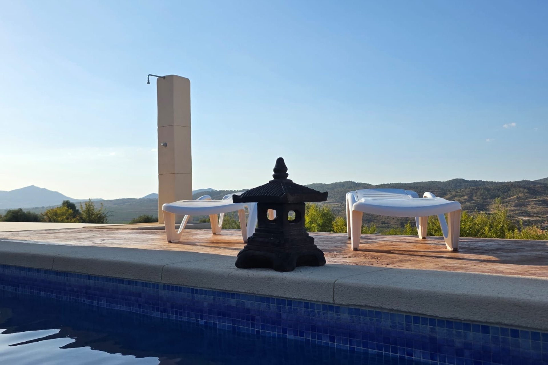 Resale - Villa -
Macisvenda - Inland