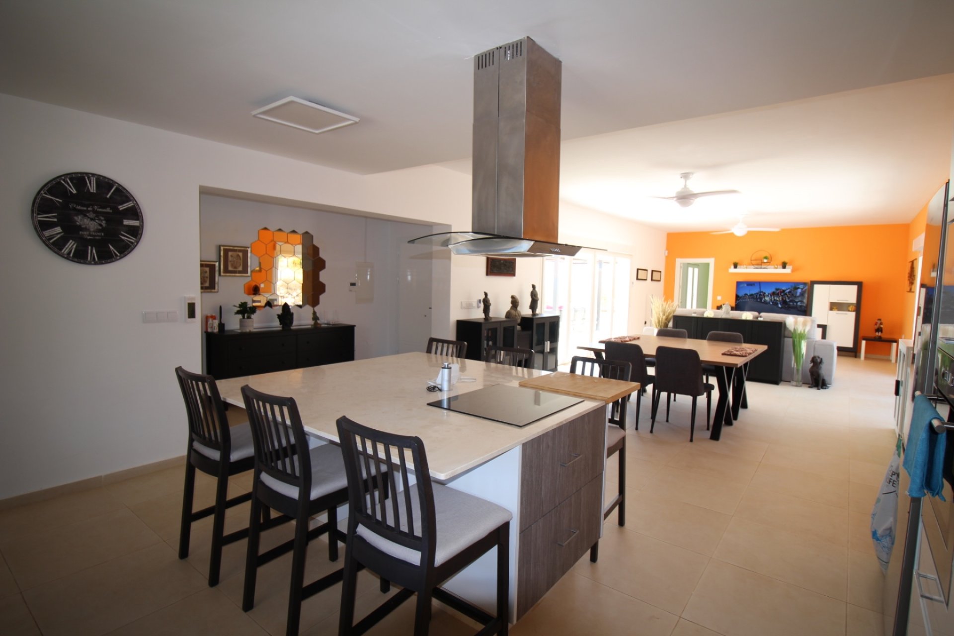 Resale - Villa -
Macisvenda - Inland