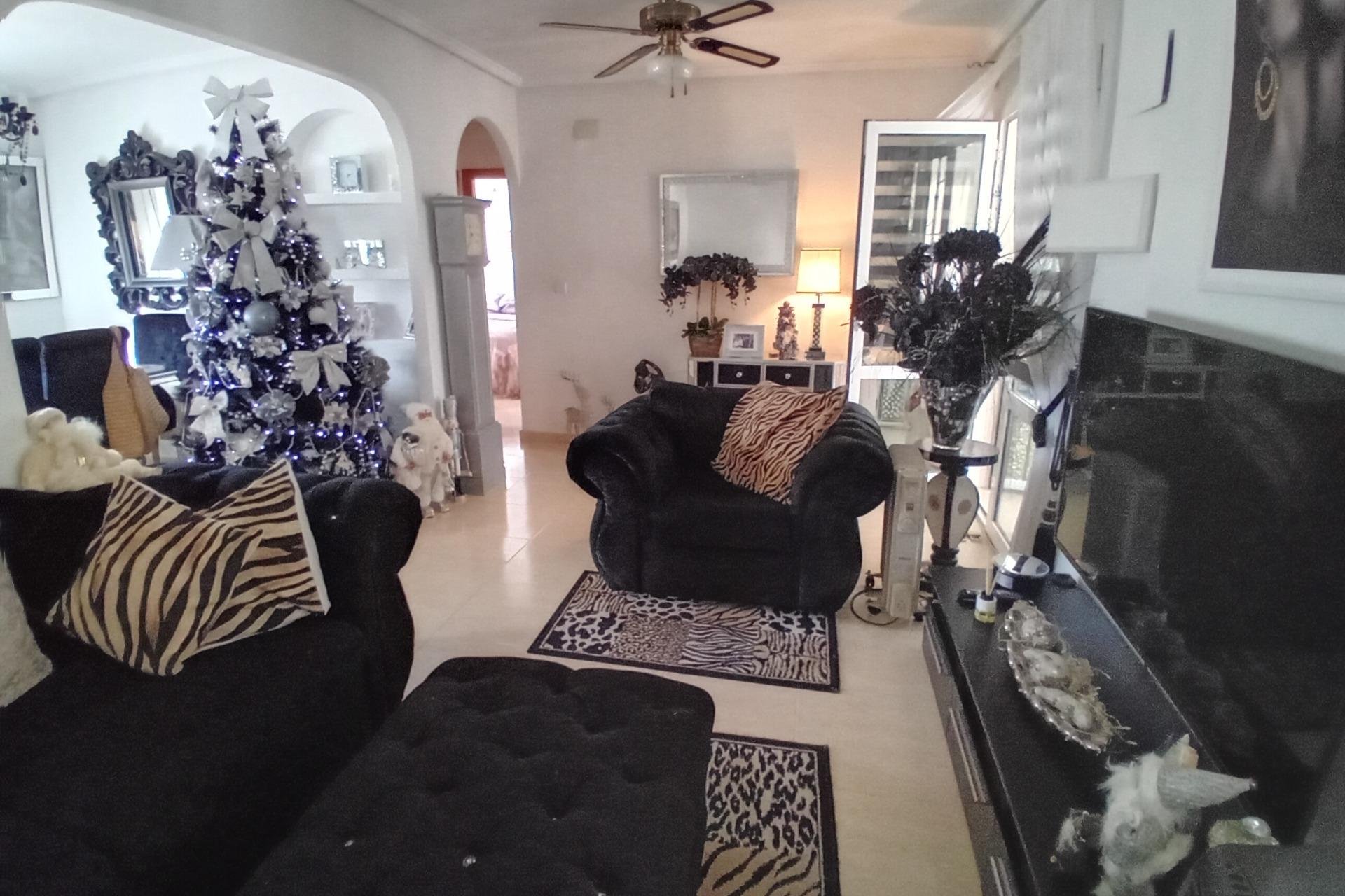 Resale - Villa -
Mazarron - Camposol