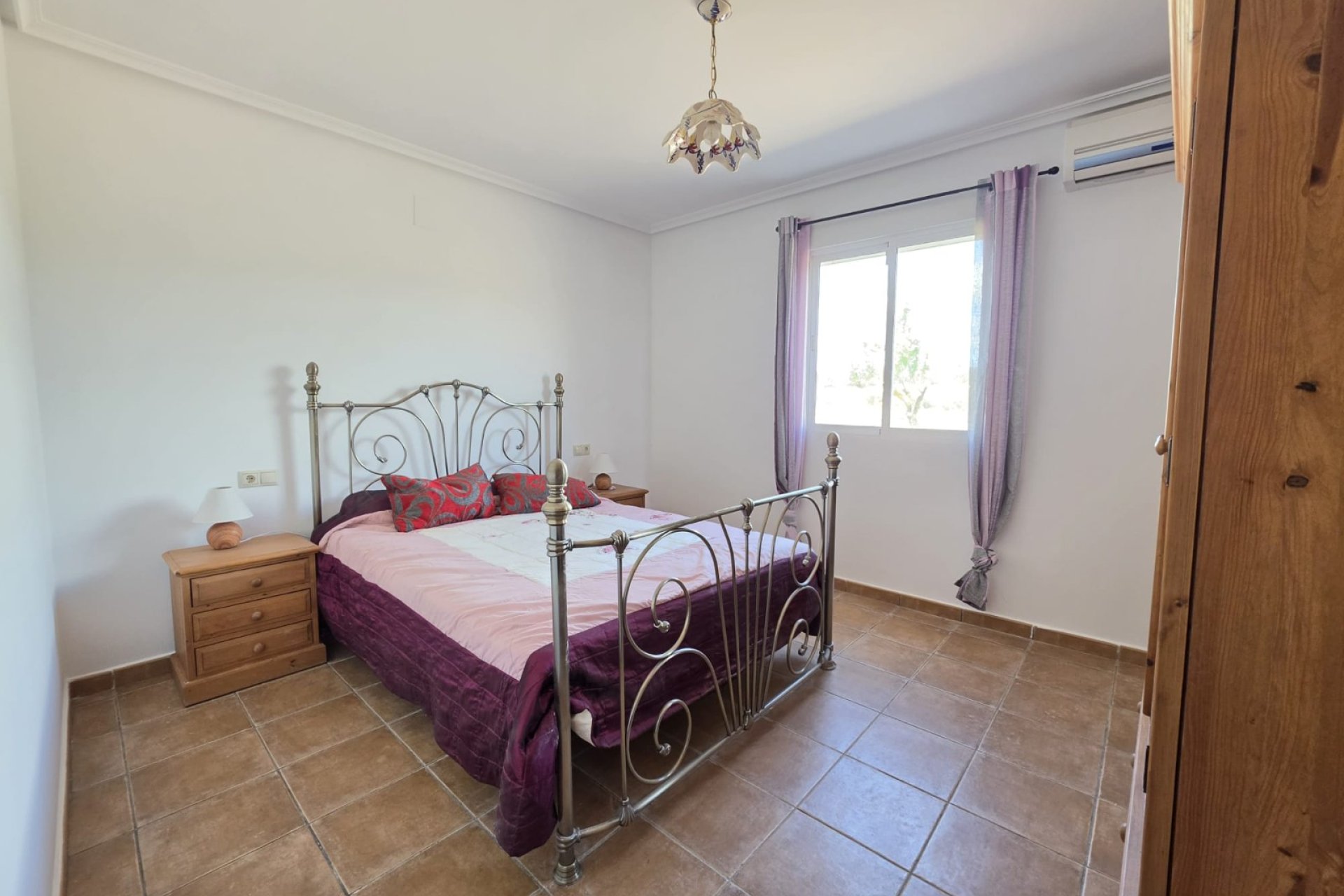 Resale - Villa -
Monóvar/Monóver - Inland