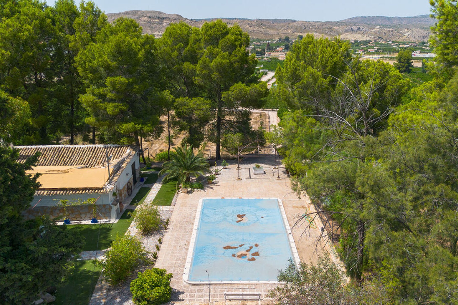 Resale - Villa -
Mula