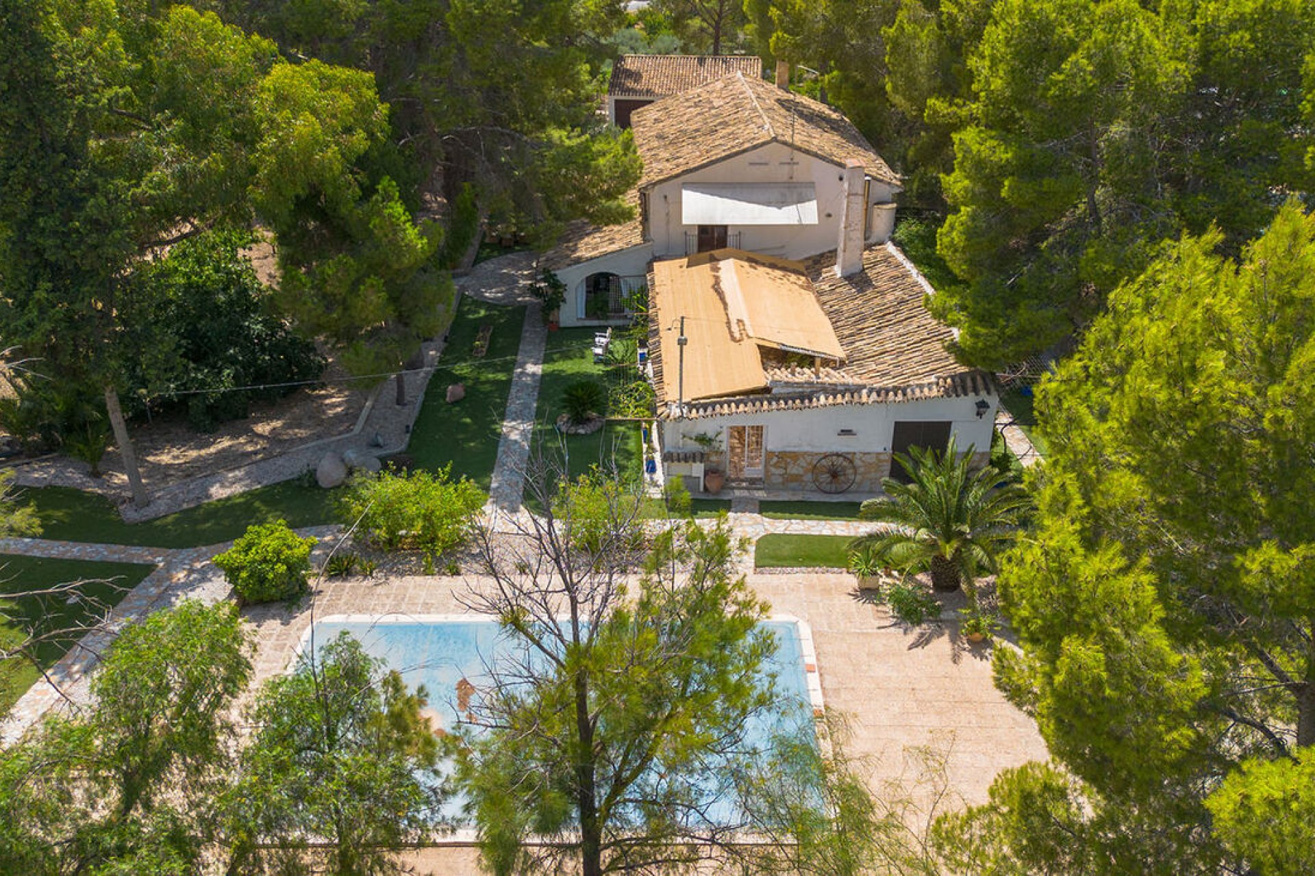 Resale - Villa -
Mula