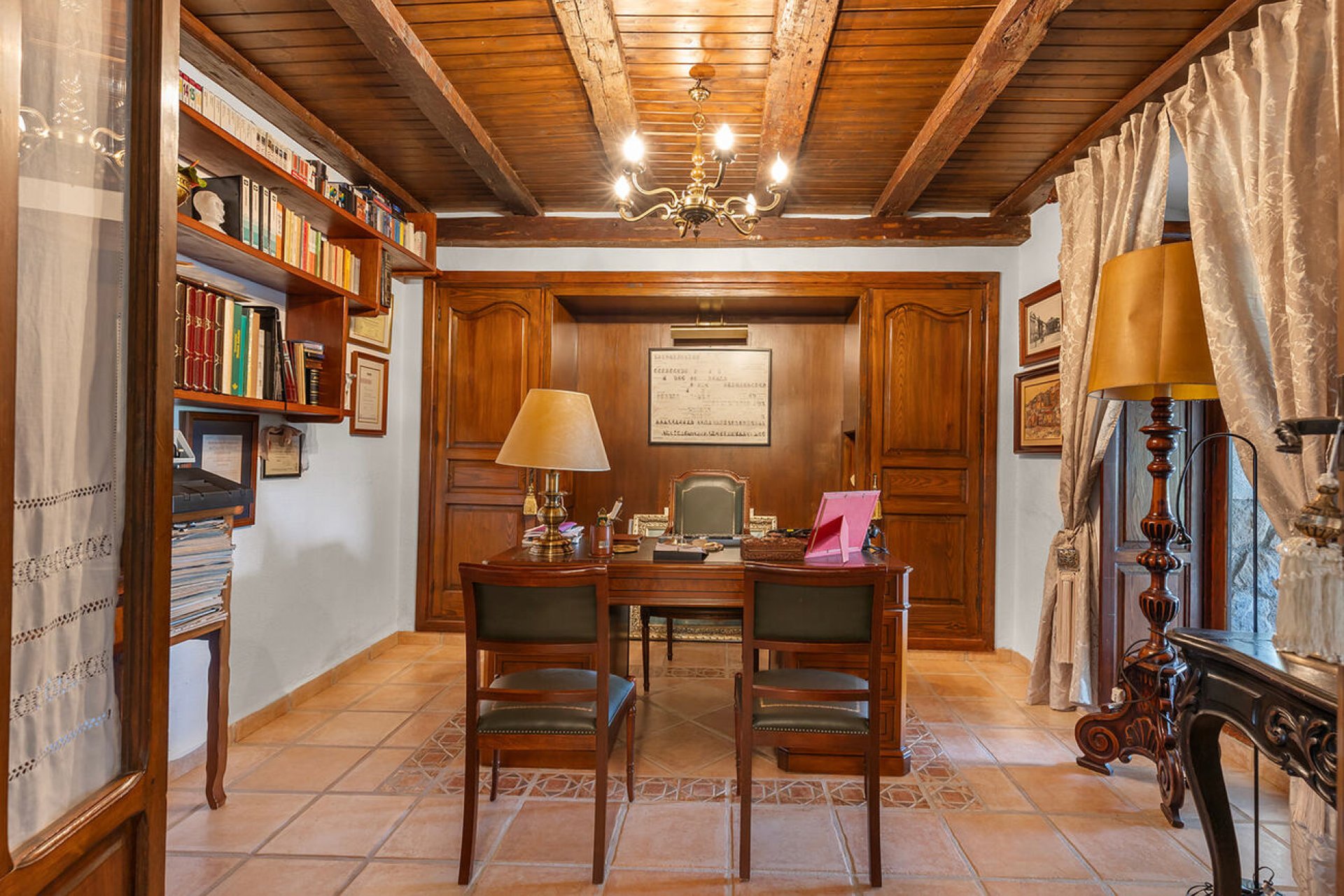 Resale - Villa -
Mula