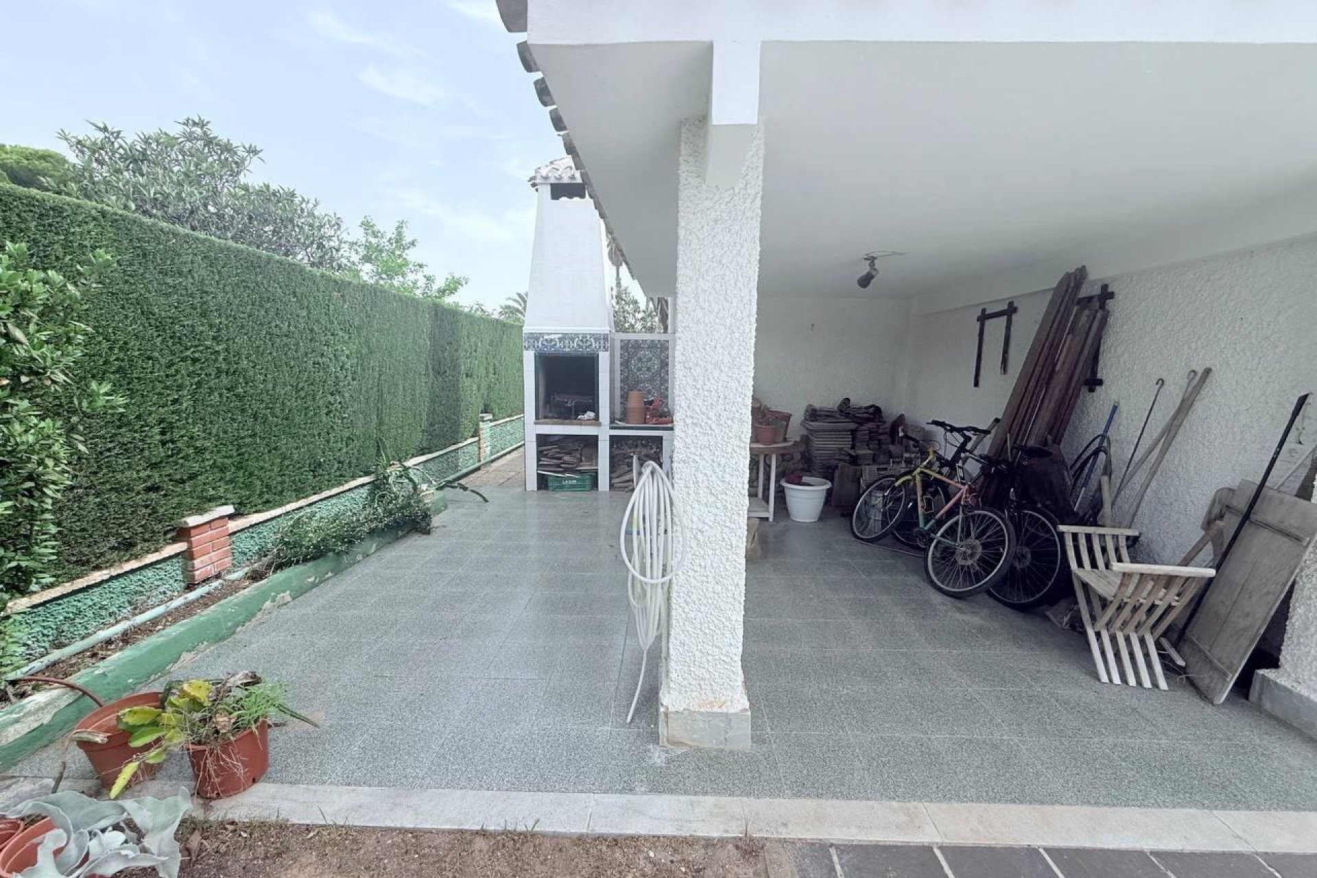 Resale - Villa -
Orihuela Costa - Campoamor