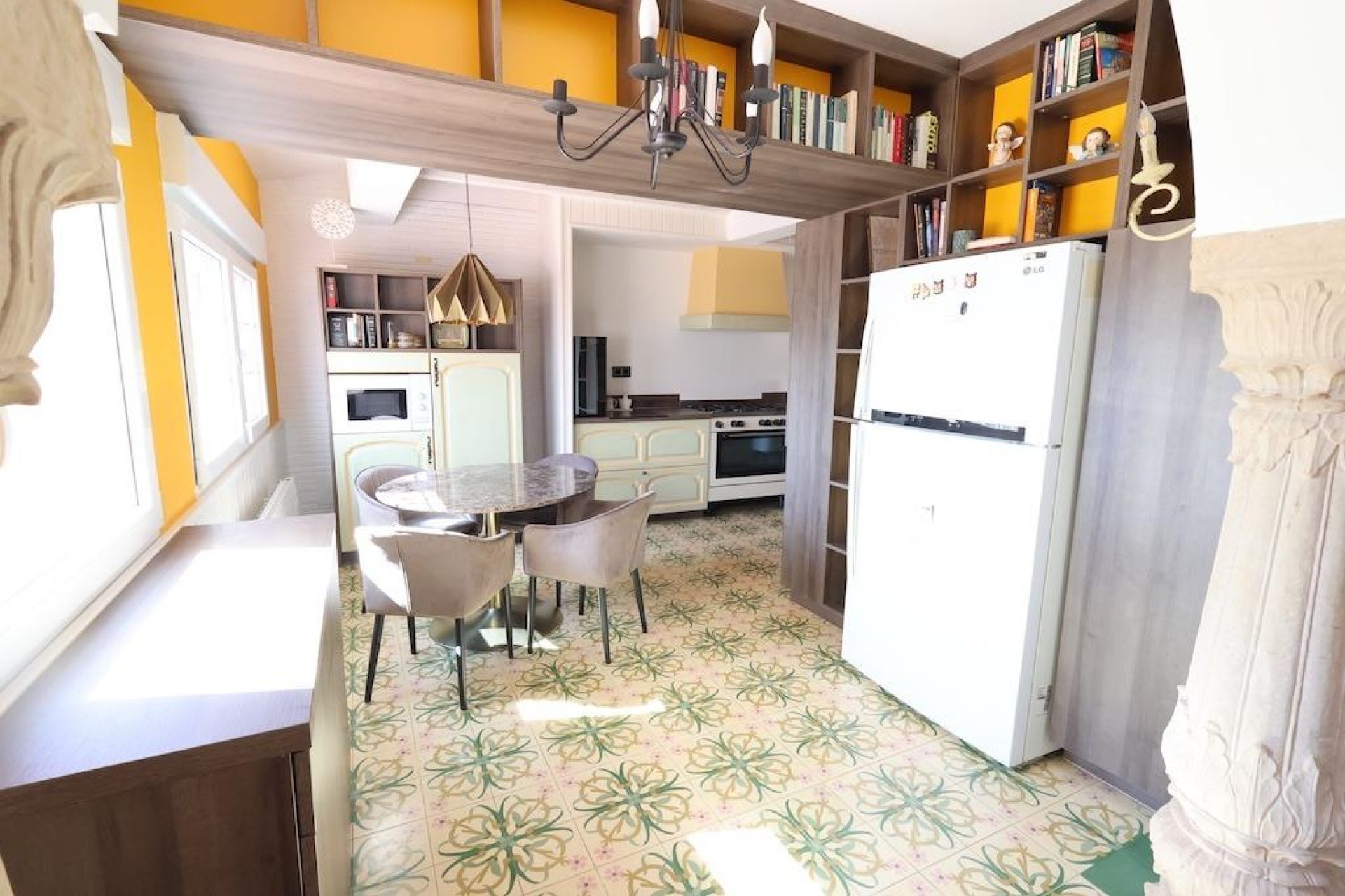 Resale - Villa -
Orihuela Costa - Costa Blanca