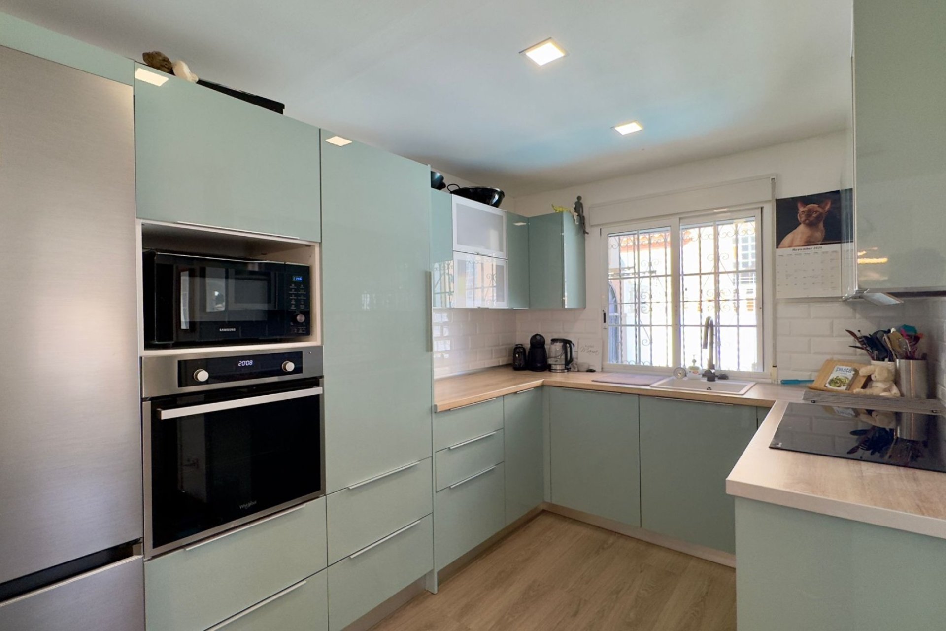 Resale - Villa -
Orihuela Costa - Costa Blanca