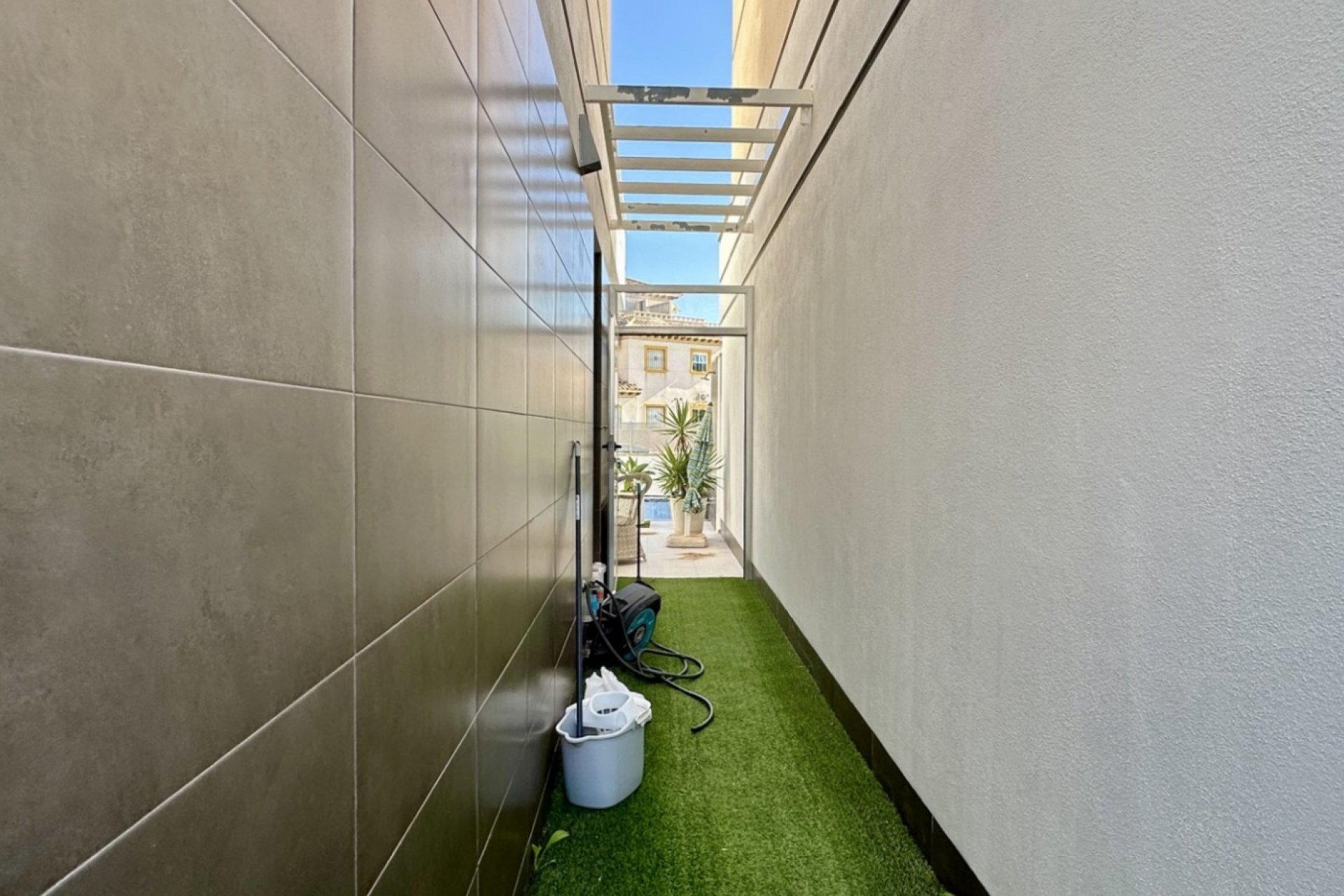 Resale - Villa -
Orihuela Costa - Costa Blanca