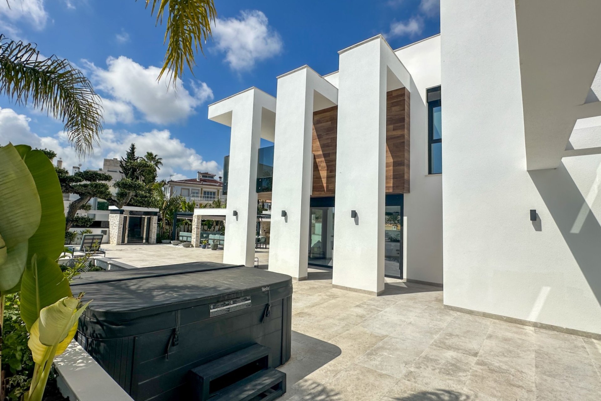 Resale - Villa -
Orihuela Costa - Costa Blanca