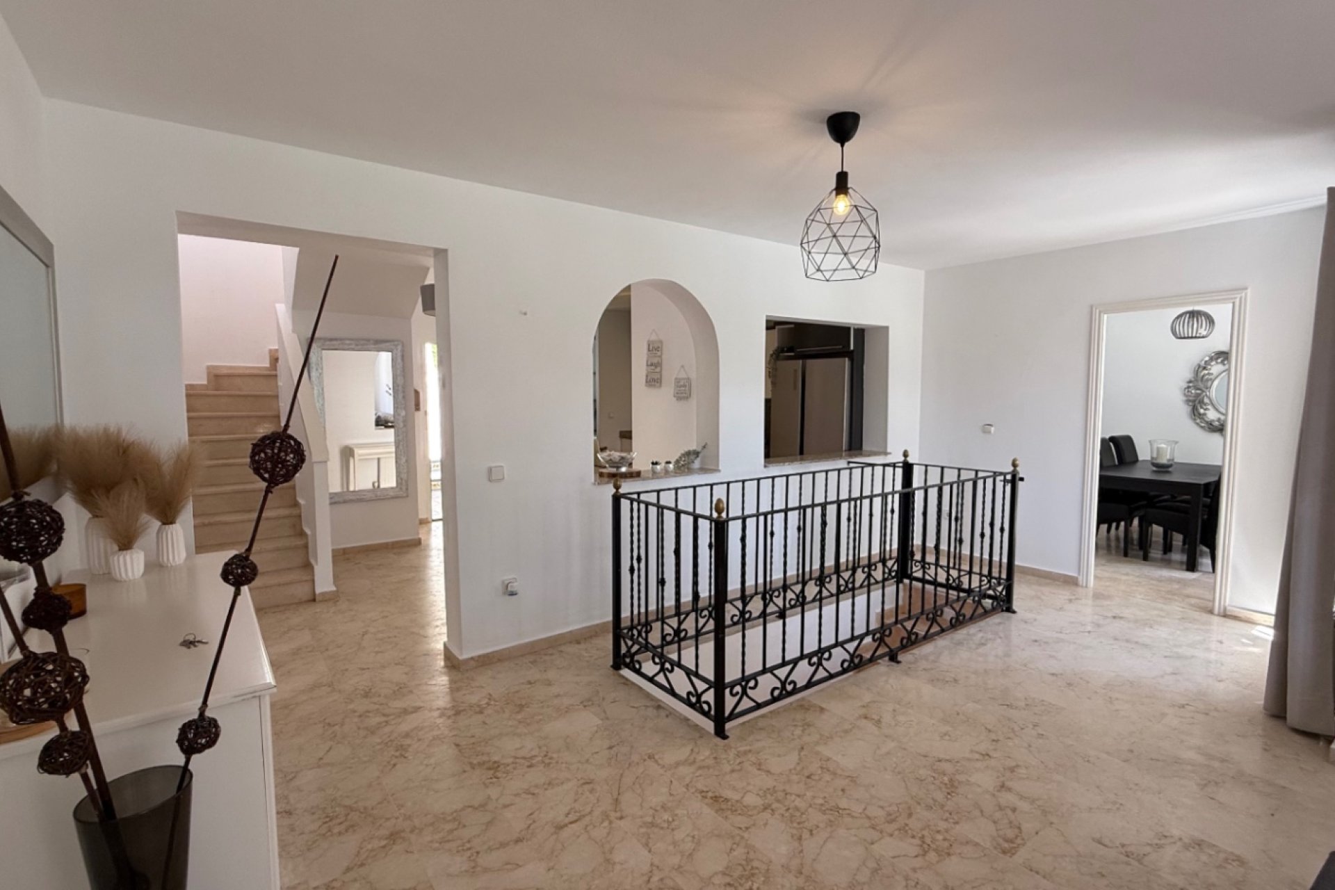 Resale - Villa -
Orihuela Costa - Costa Blanca