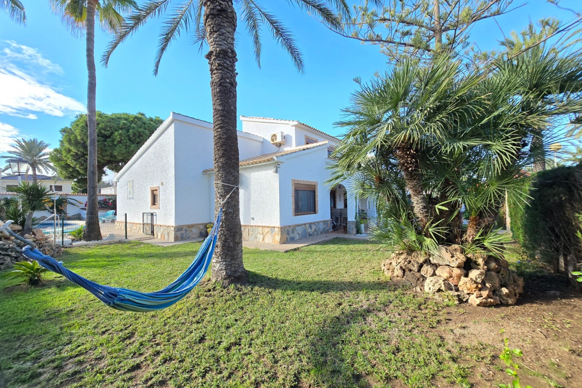Resale - Villa -
Orihuela Costa - Costa Blanca