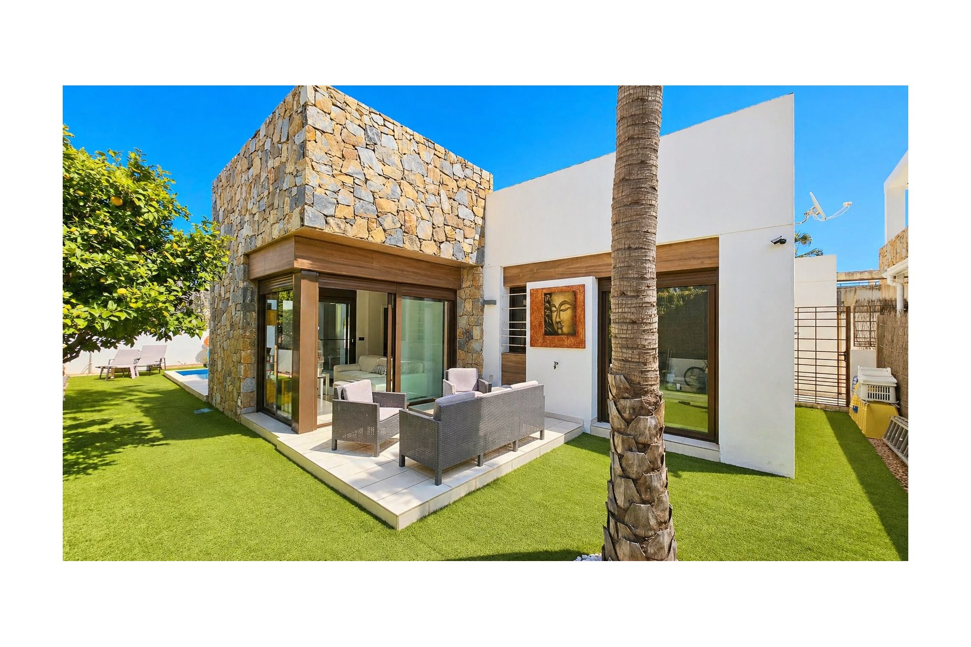 Resale - Villa -
Orihuela Costa - Costa Blanca