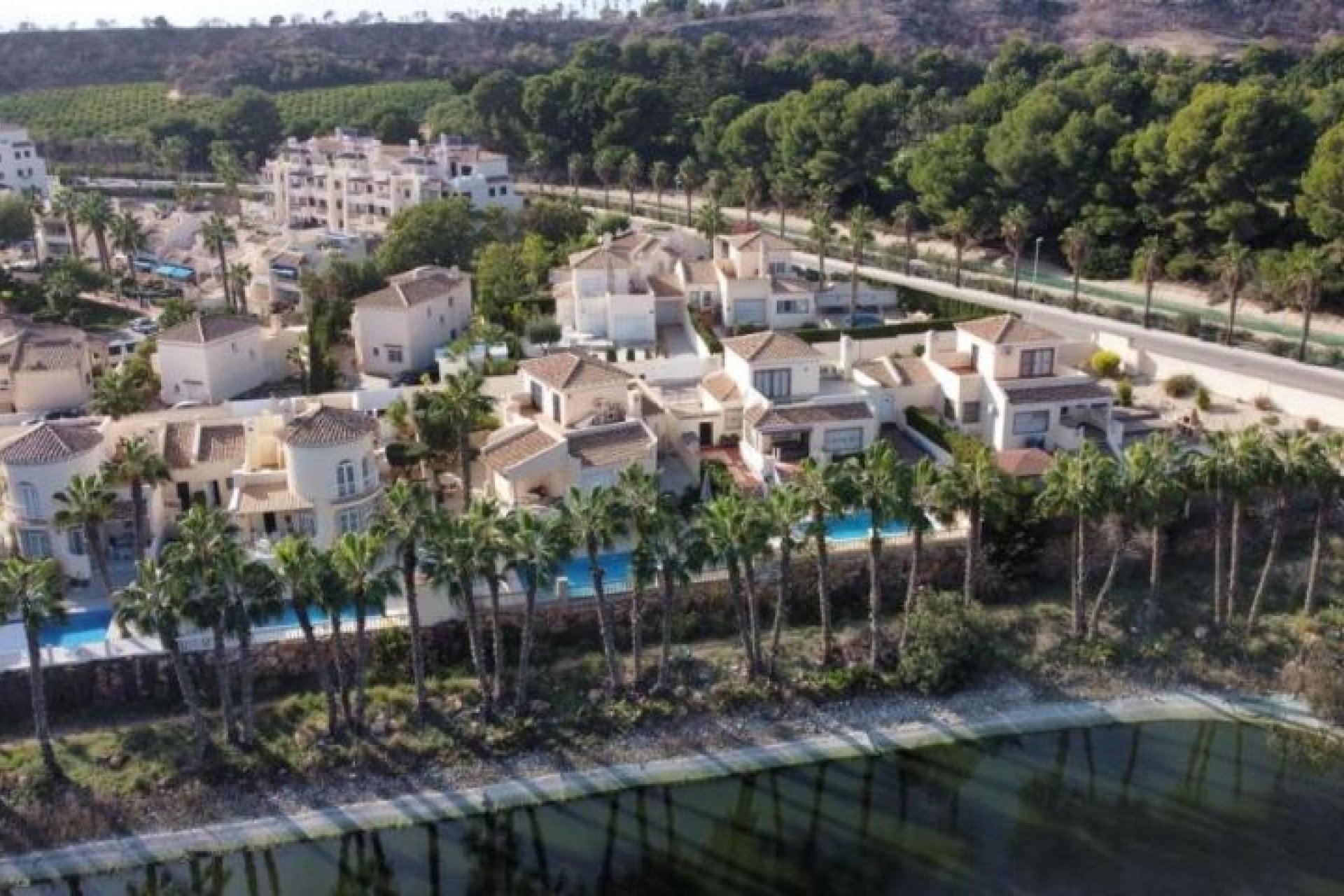 Resale - Villa -
Orihuela Costa - Costa Blanca