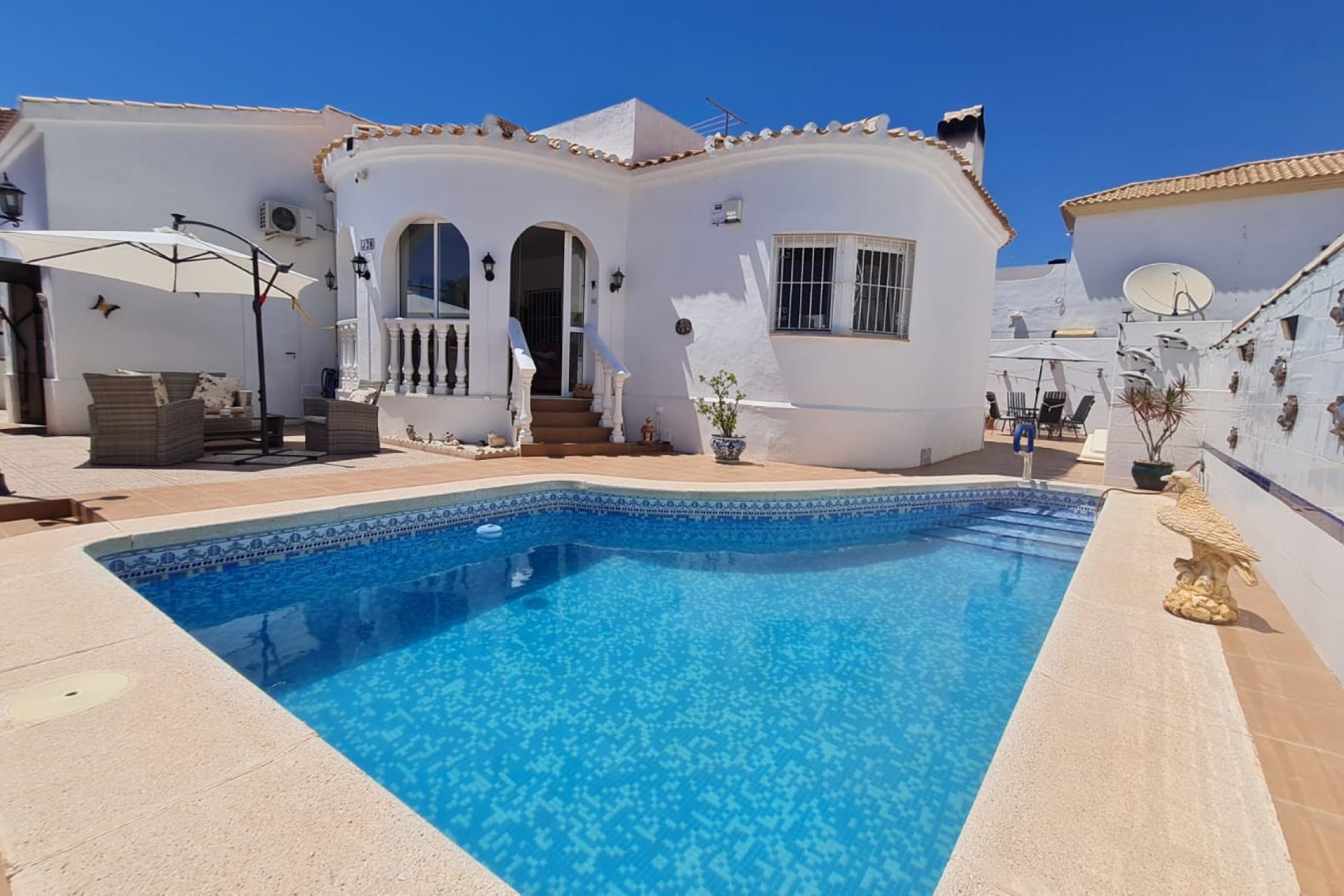 Resale - Villa -
Orihuela Costa - Costa Blanca