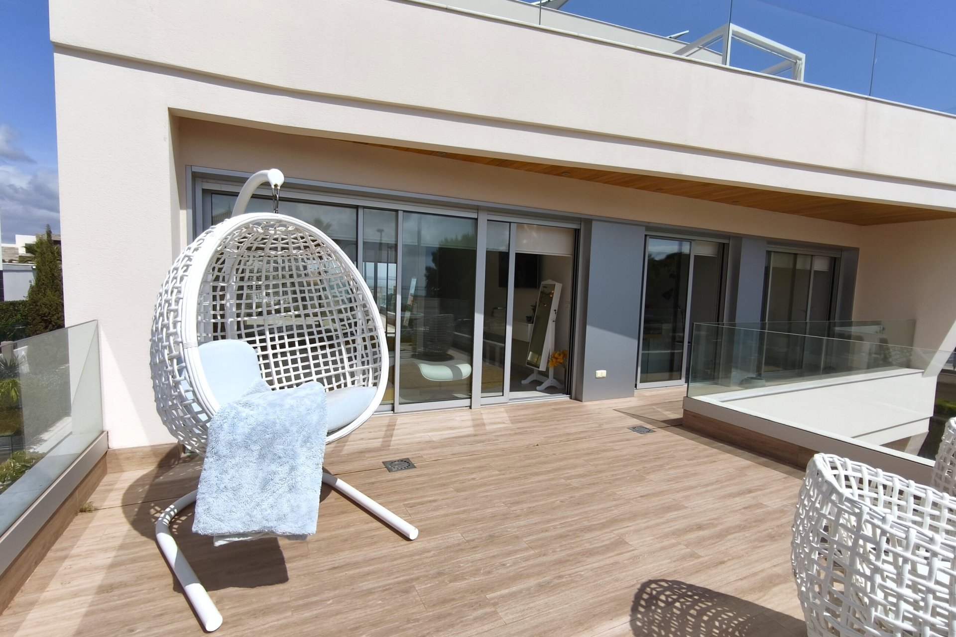 Resale - Villa -
Orihuela Costa - Costa Blanca