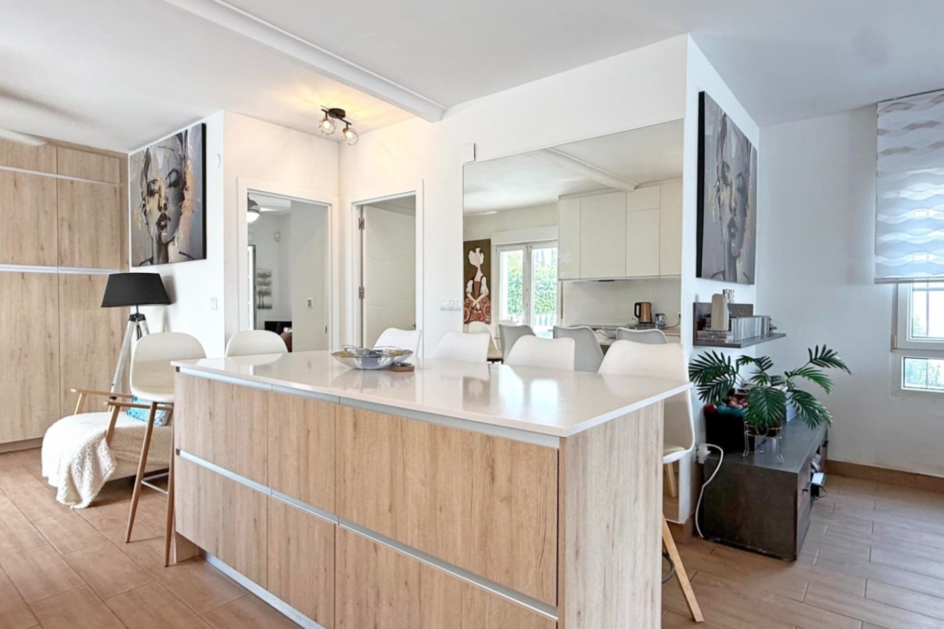 Resale - Villa -
Orihuela Costa - Costa Blanca