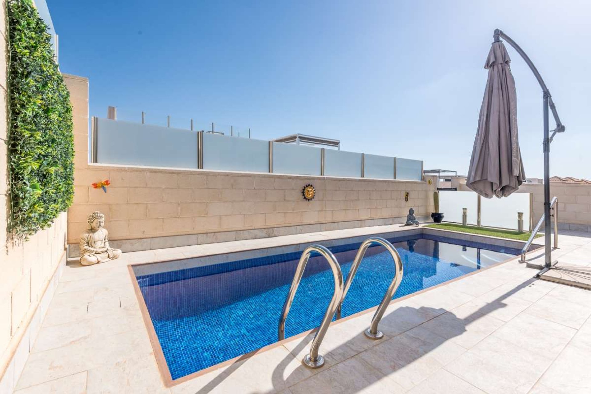 Resale - Villa -
Orihuela Costa - Costa Blanca