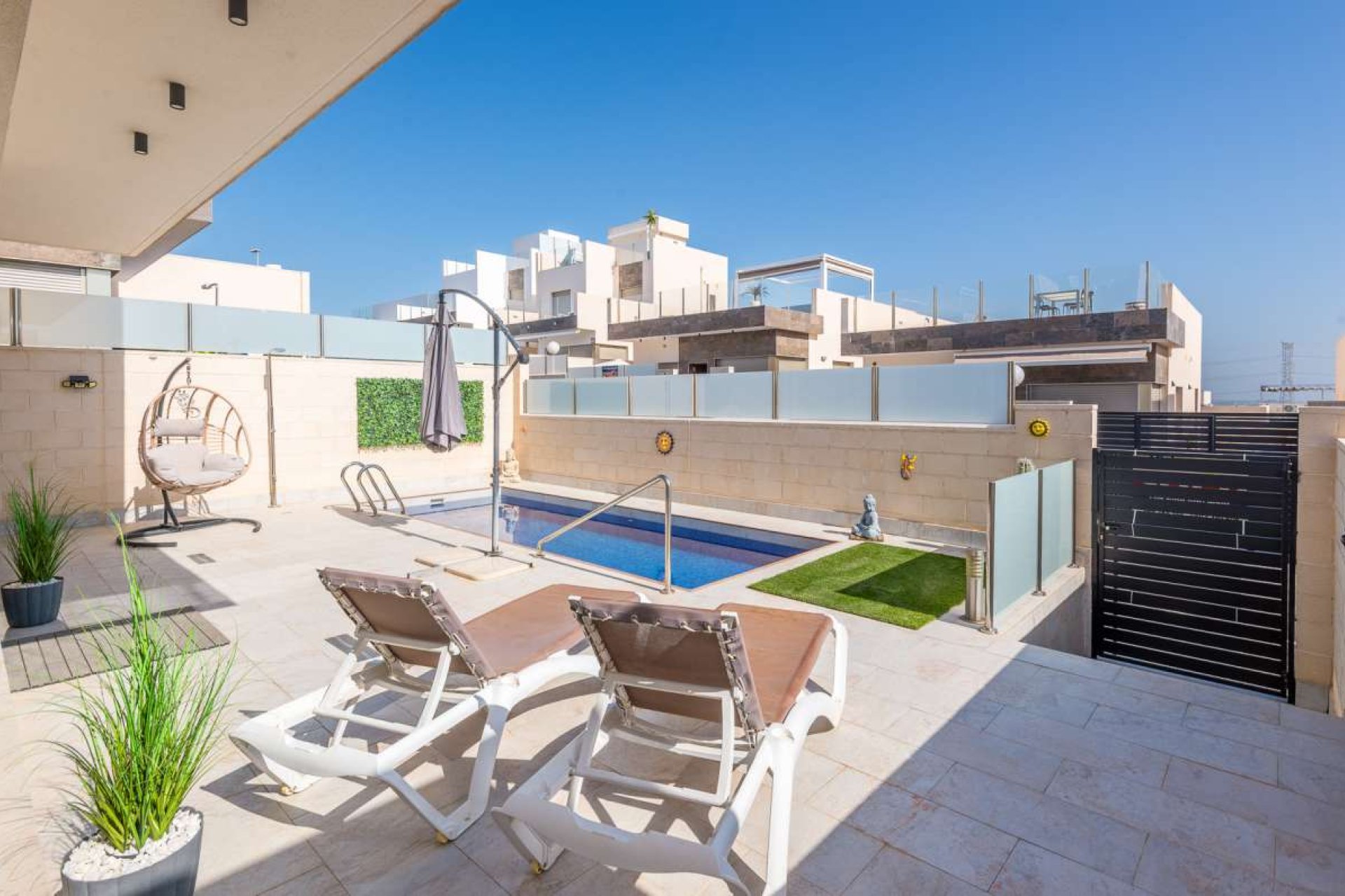 Resale - Villa -
Orihuela Costa - Costa Blanca