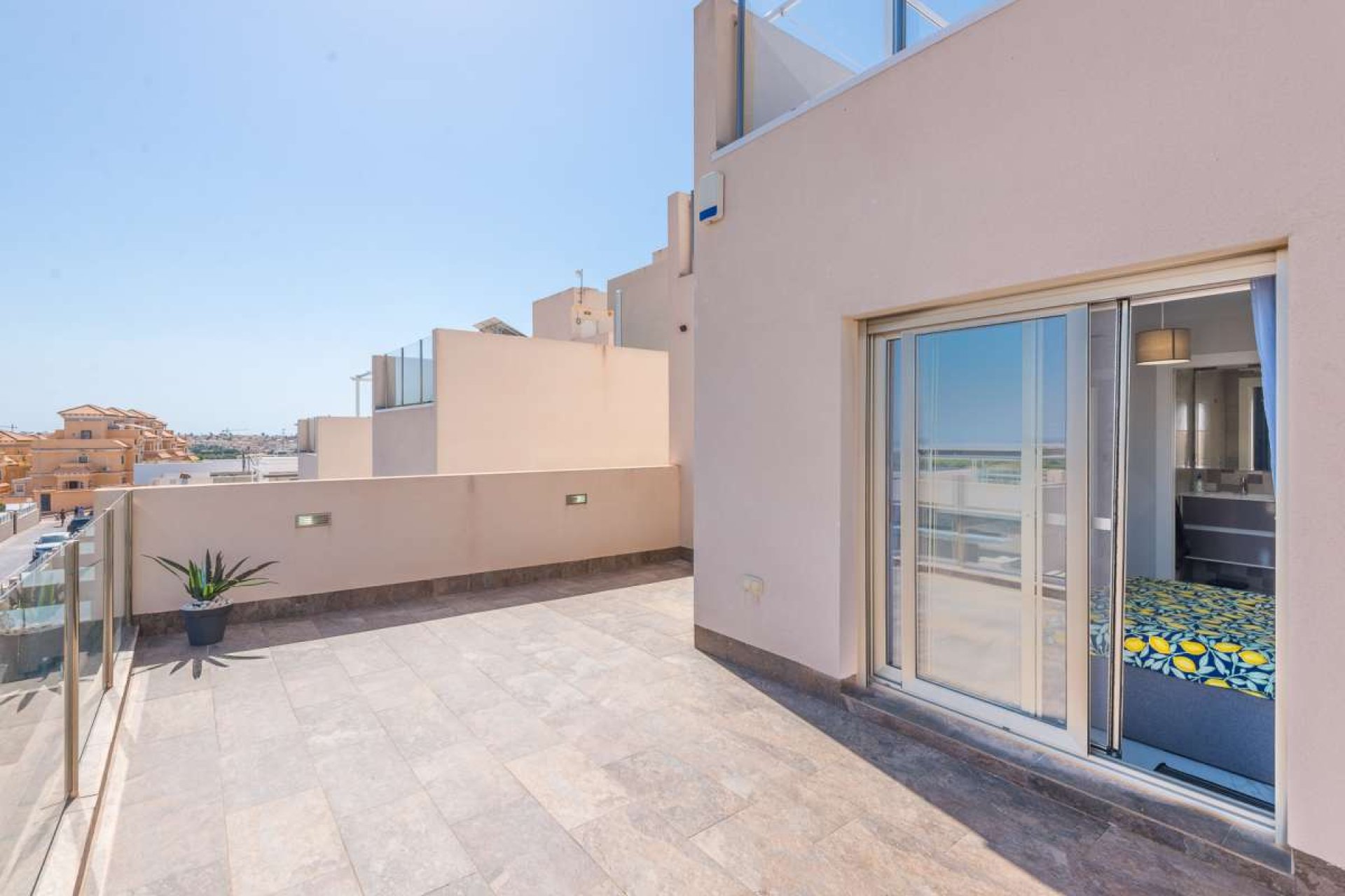 Resale - Villa -
Orihuela Costa - Costa Blanca