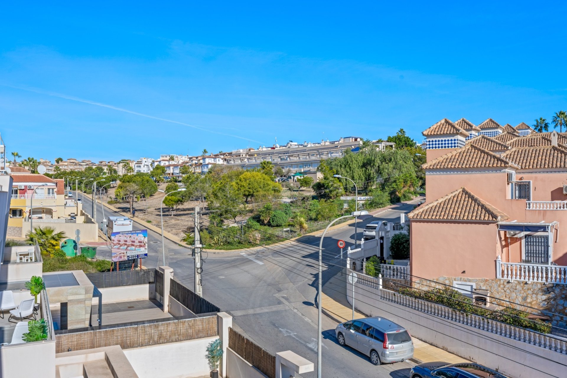 Resale - Villa -
Orihuela Costa - Costa Blanca