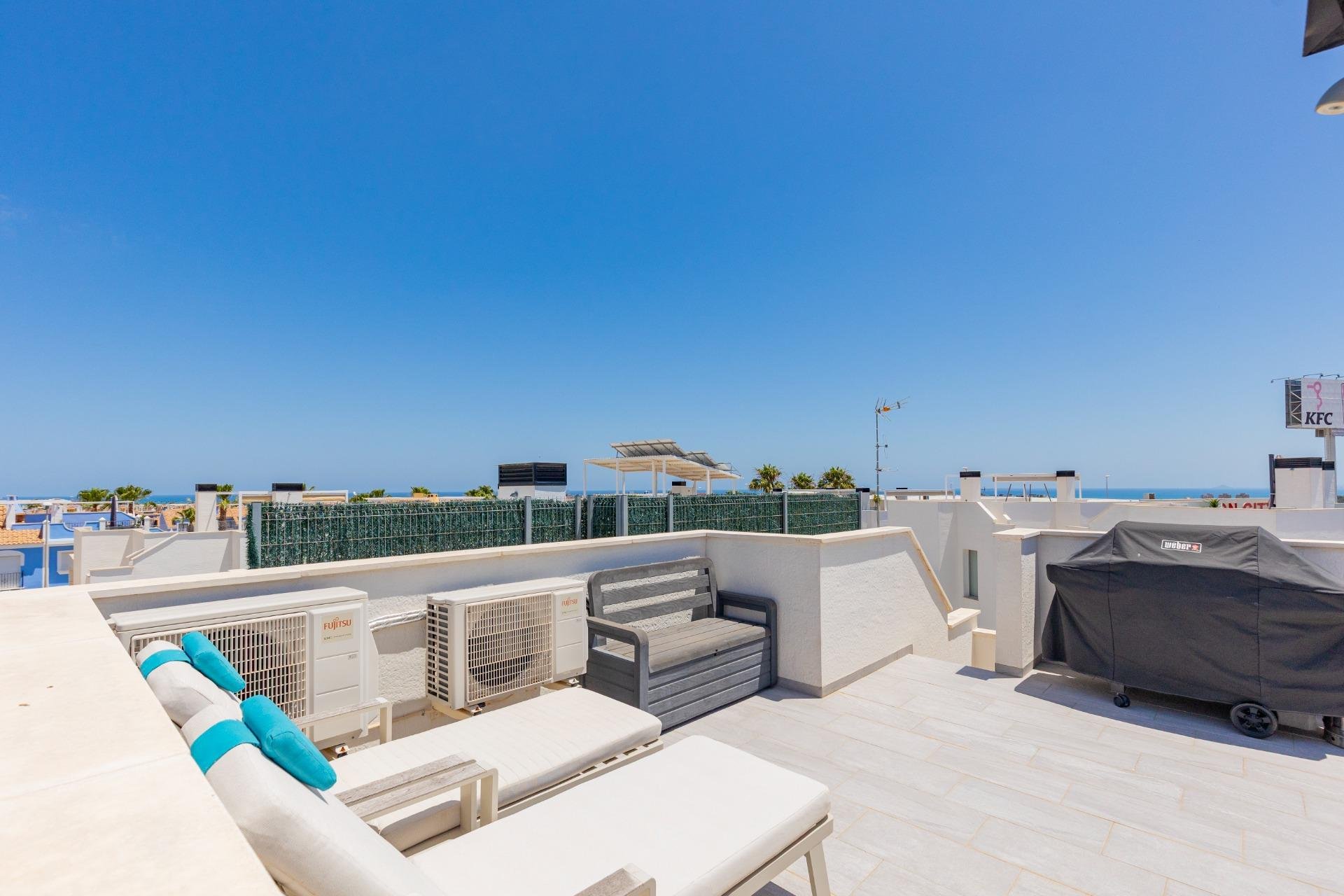 Resale - Villa -
Orihuela Costa - Lomas de Cabo Roig