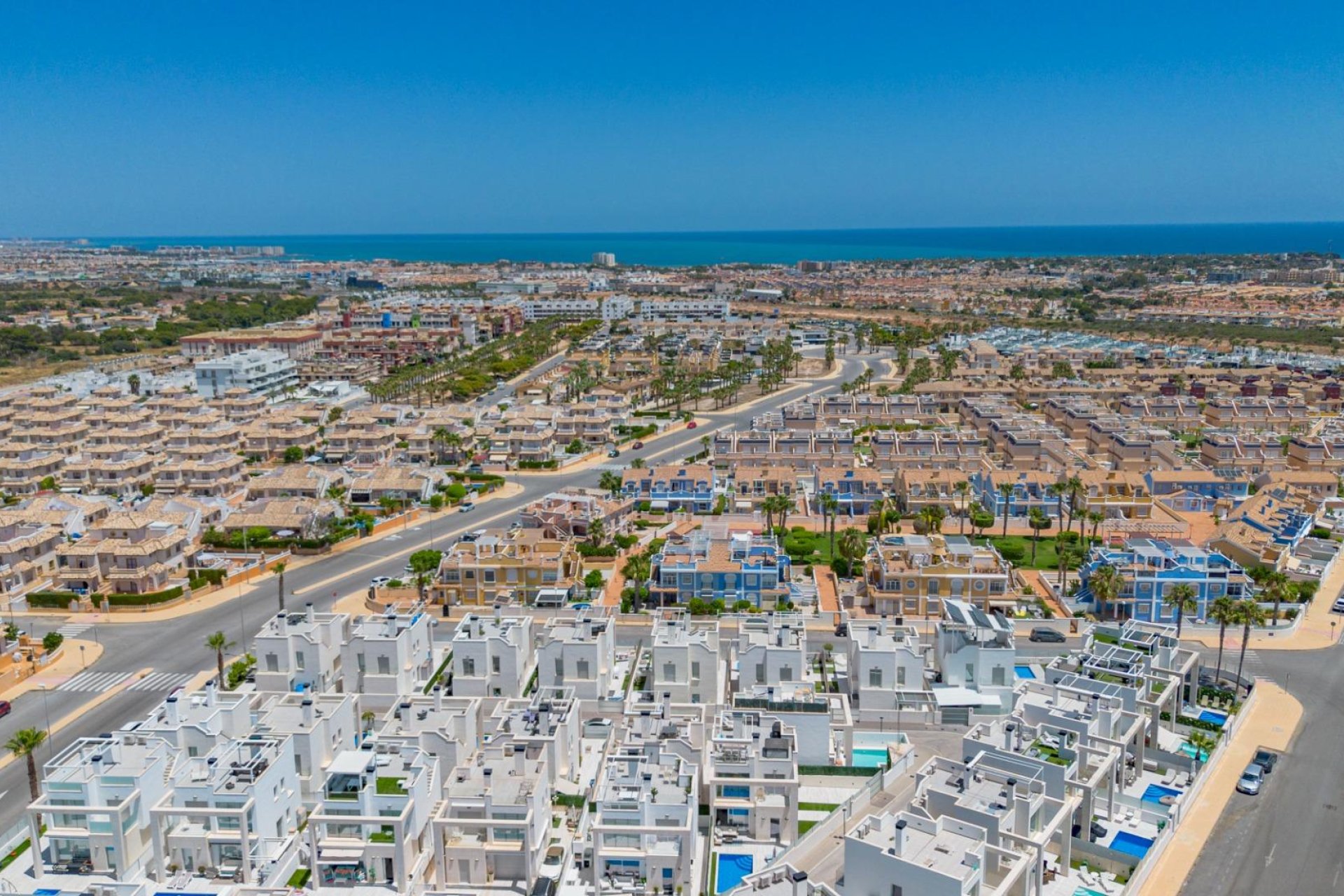 Resale - Villa -
Orihuela Costa - Lomas de Cabo Roig