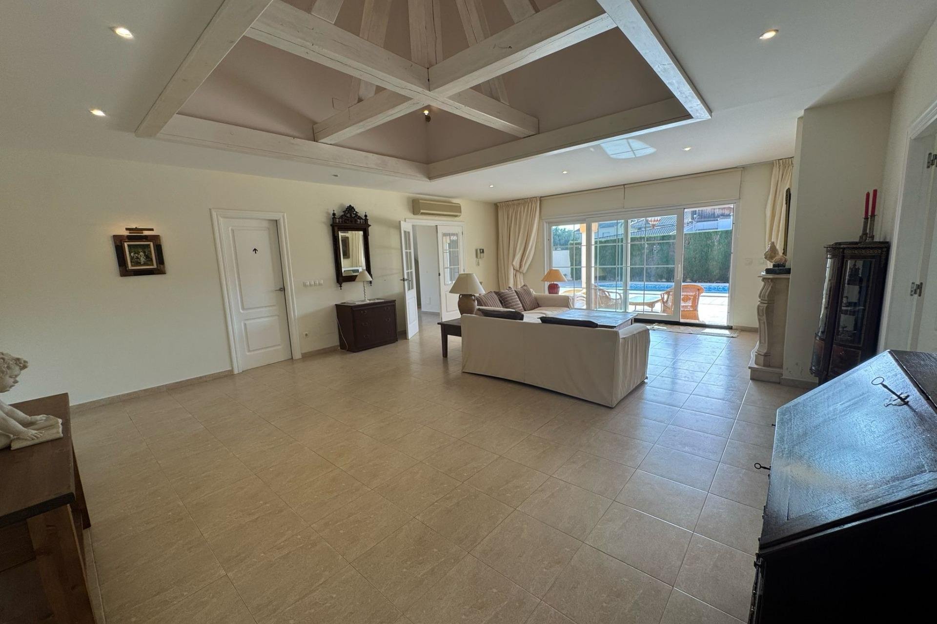 Resale - Villa -
Orihuela Costa - Playa Flamenca