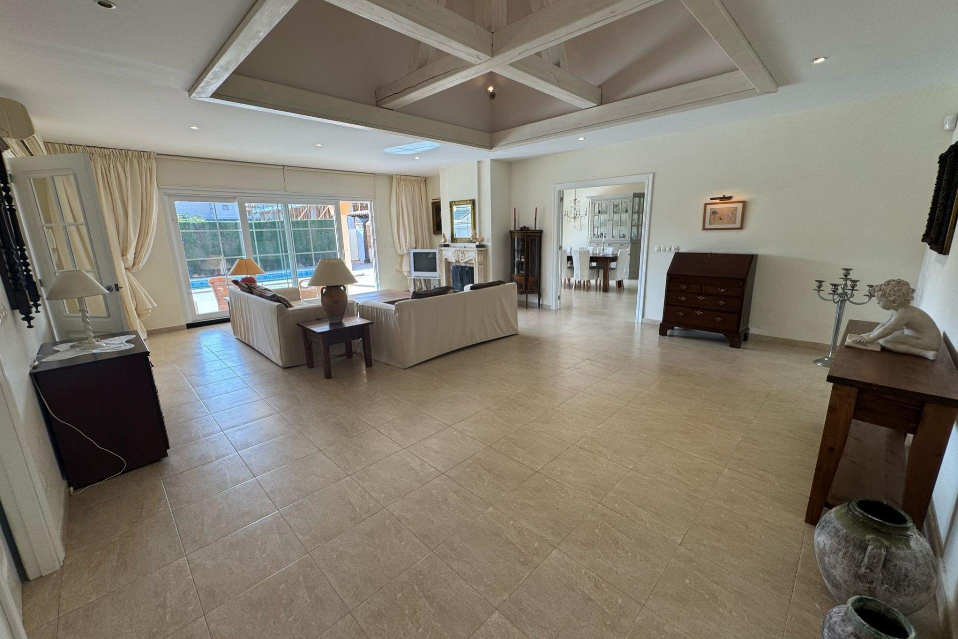 Resale - Villa -
Orihuela Costa - Playa Flamenca