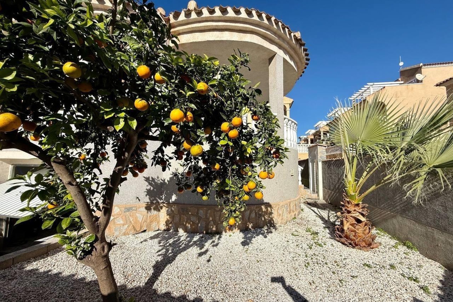 Resale - Villa -
Orihuela Costa - Playa Flamenca
