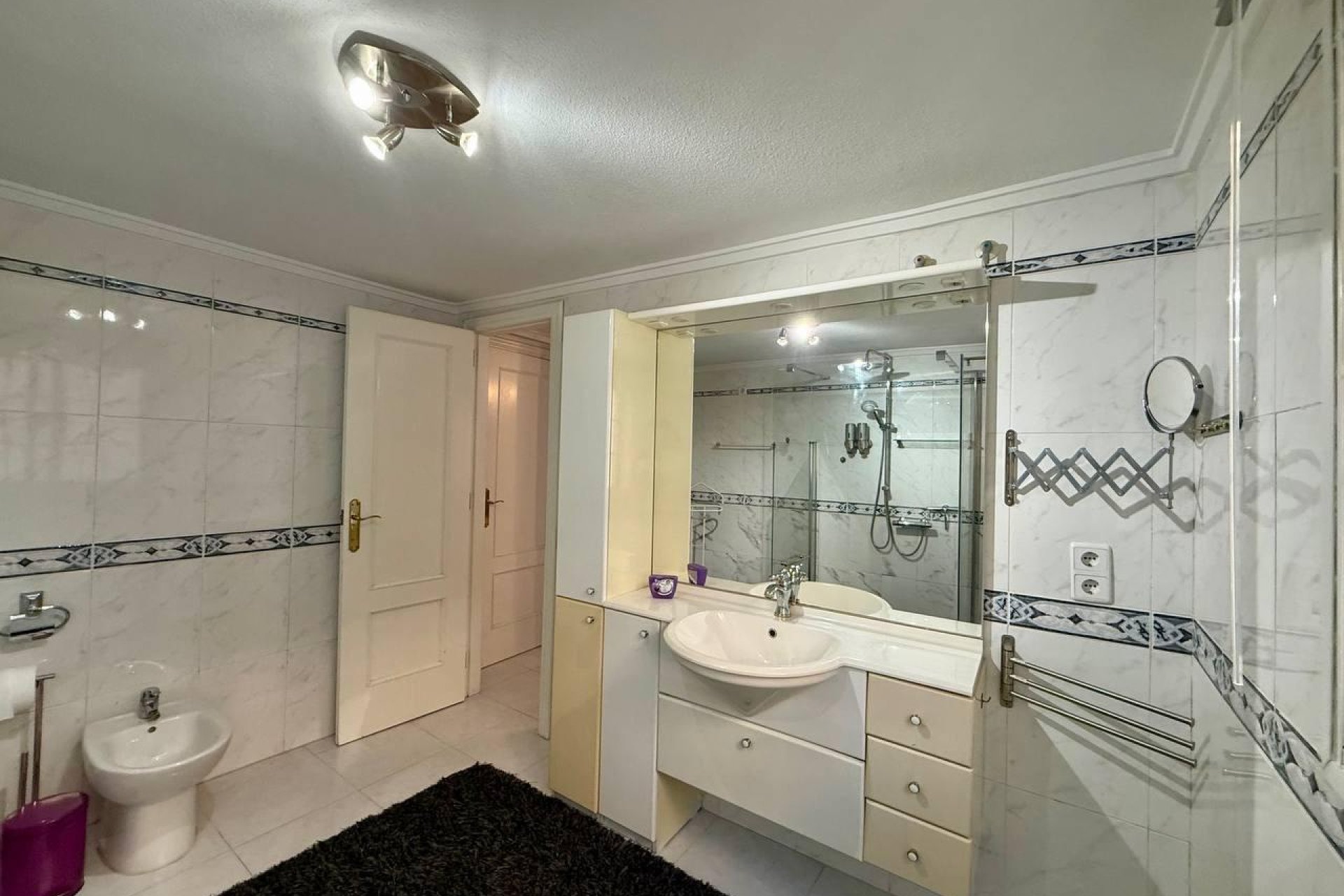 Resale - Villa -
Orihuela Costa - Playa Flamenca