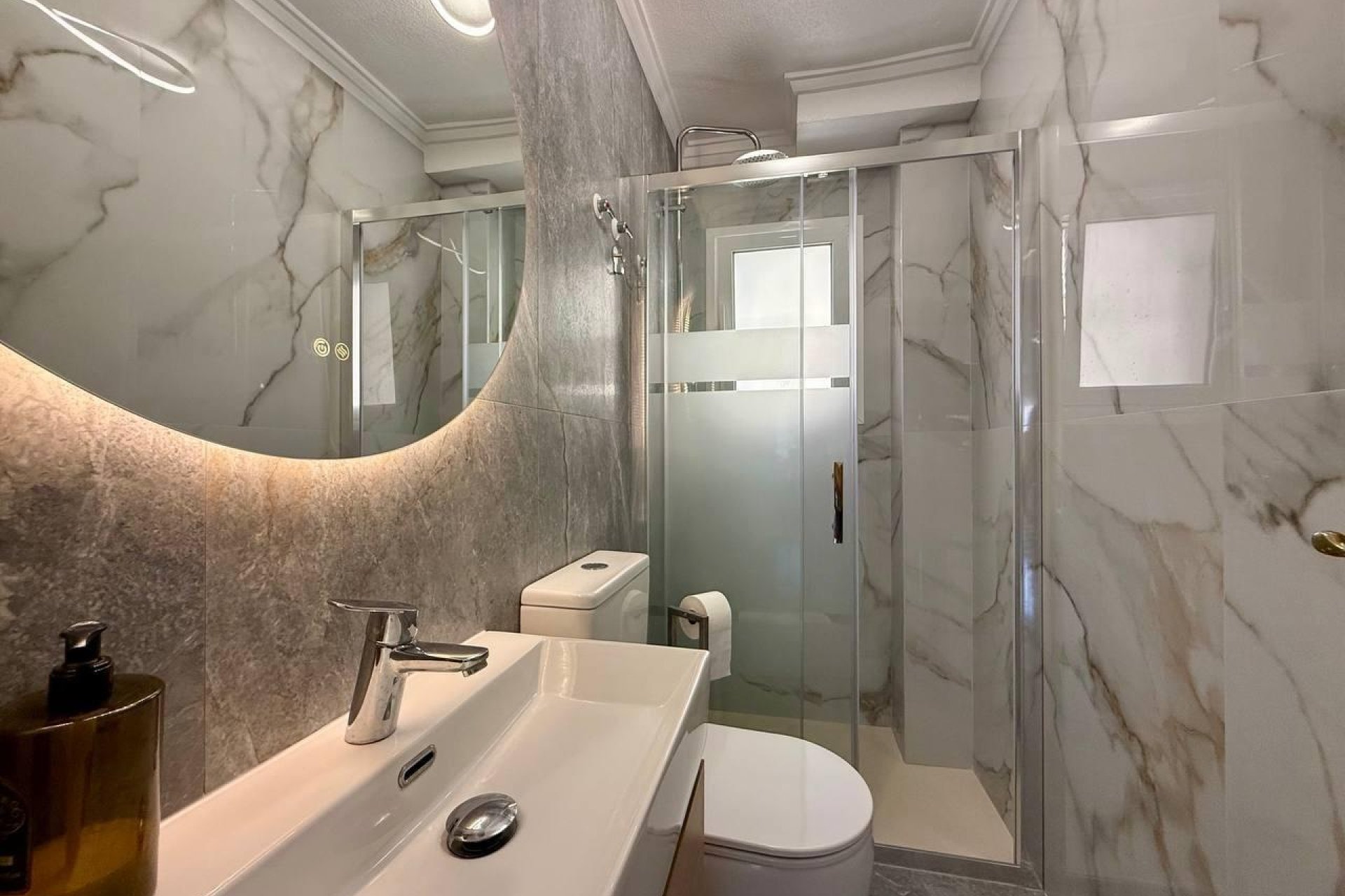 Resale - Villa -
Orihuela Costa - Playa Flamenca