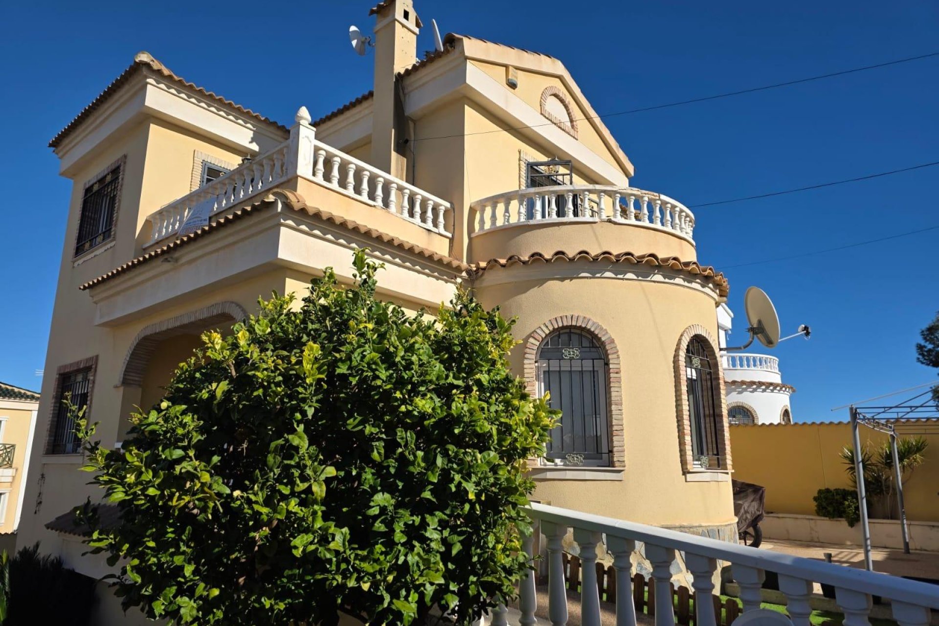 Resale - Villa -
Orihuela Costa - Villamartín-las Filipinas