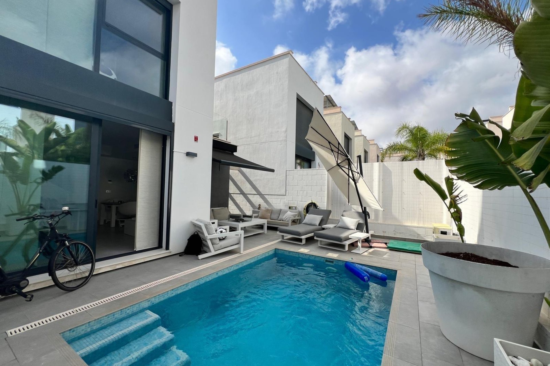 Resale - Villa -
Orihuela Costa - Villamartín-las Filipinas