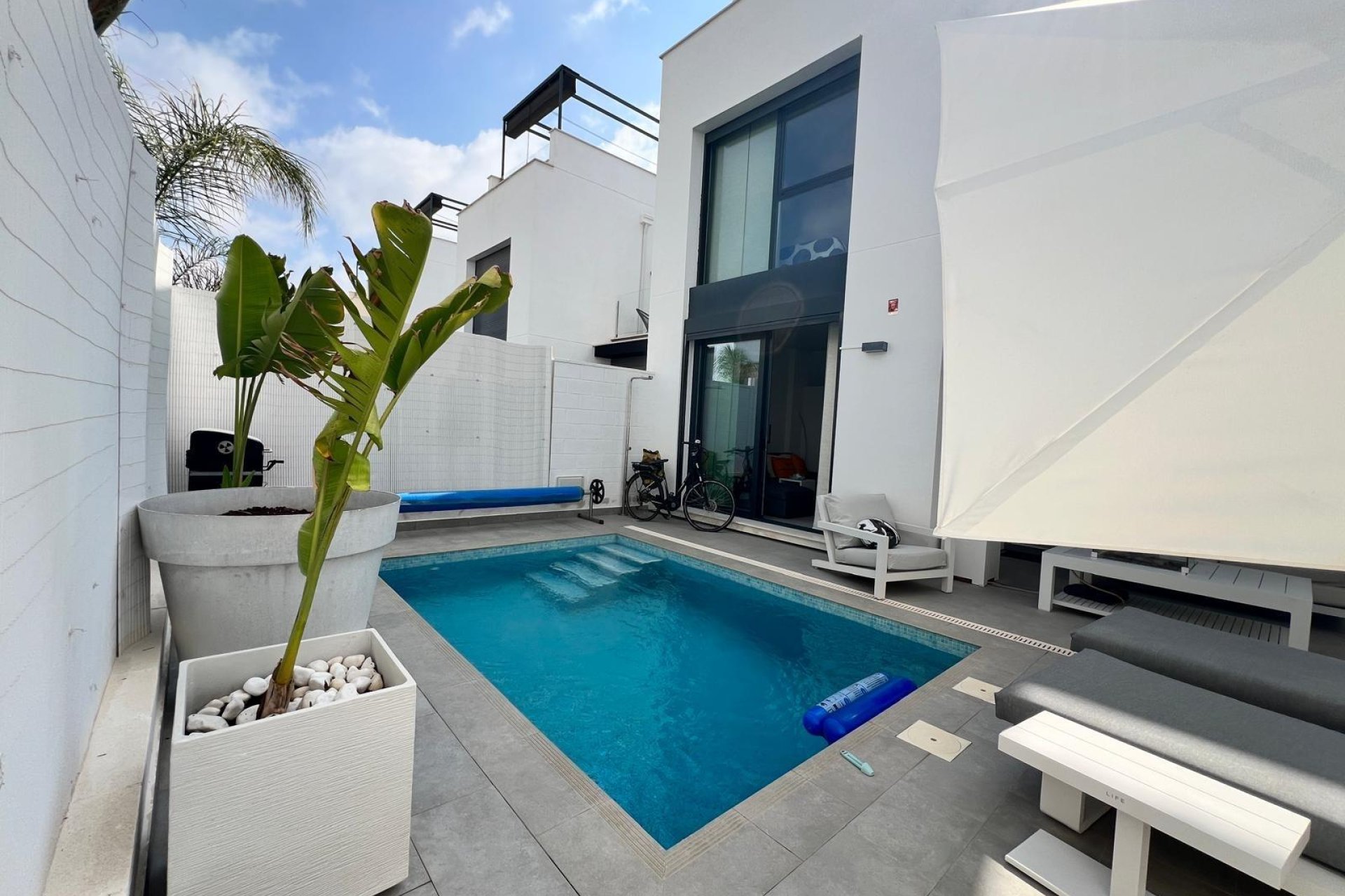 Resale - Villa -
Orihuela Costa - Villamartín-las Filipinas