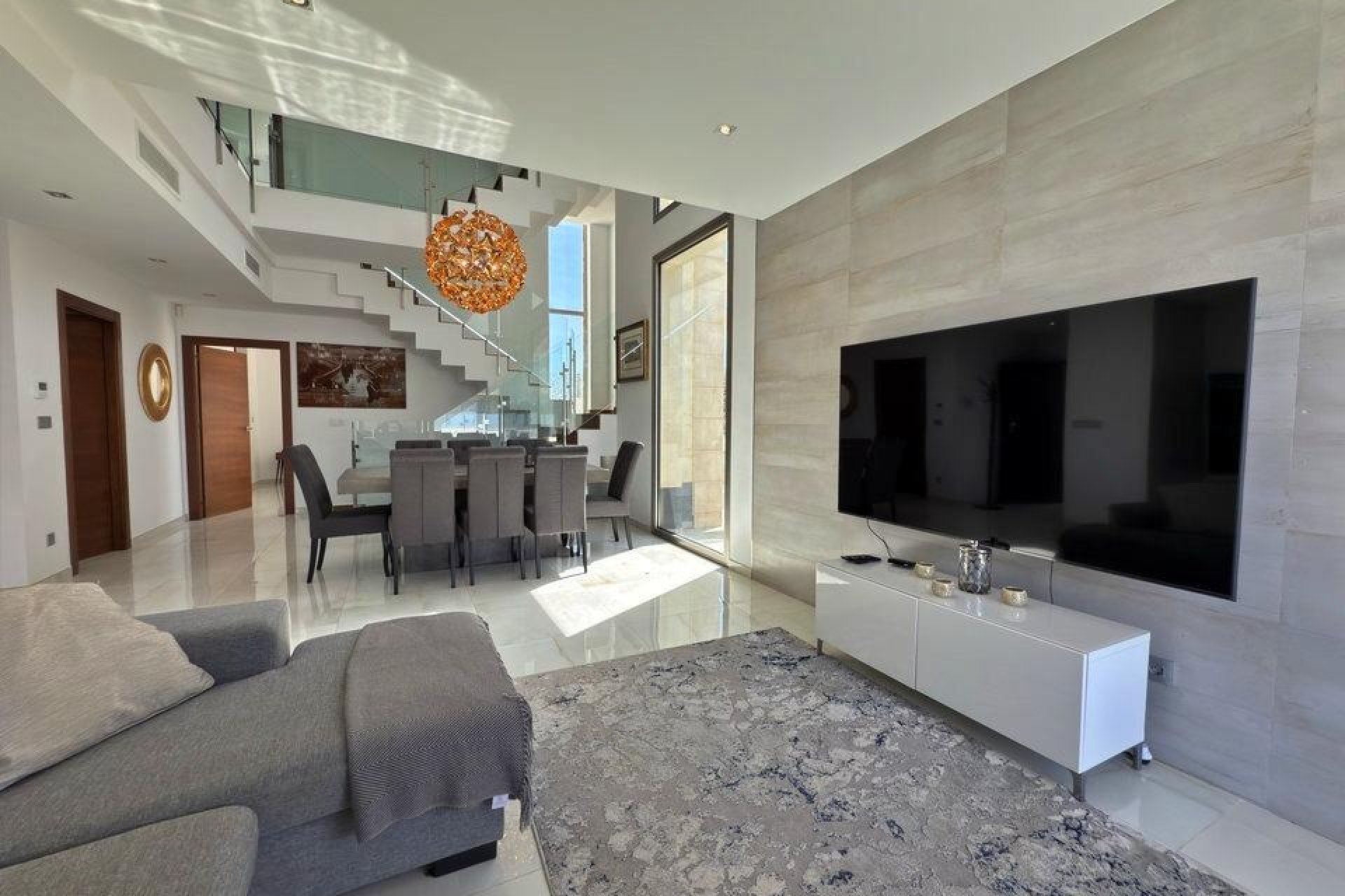 Resale - Villa -
Orihuela Costa - Villamartín