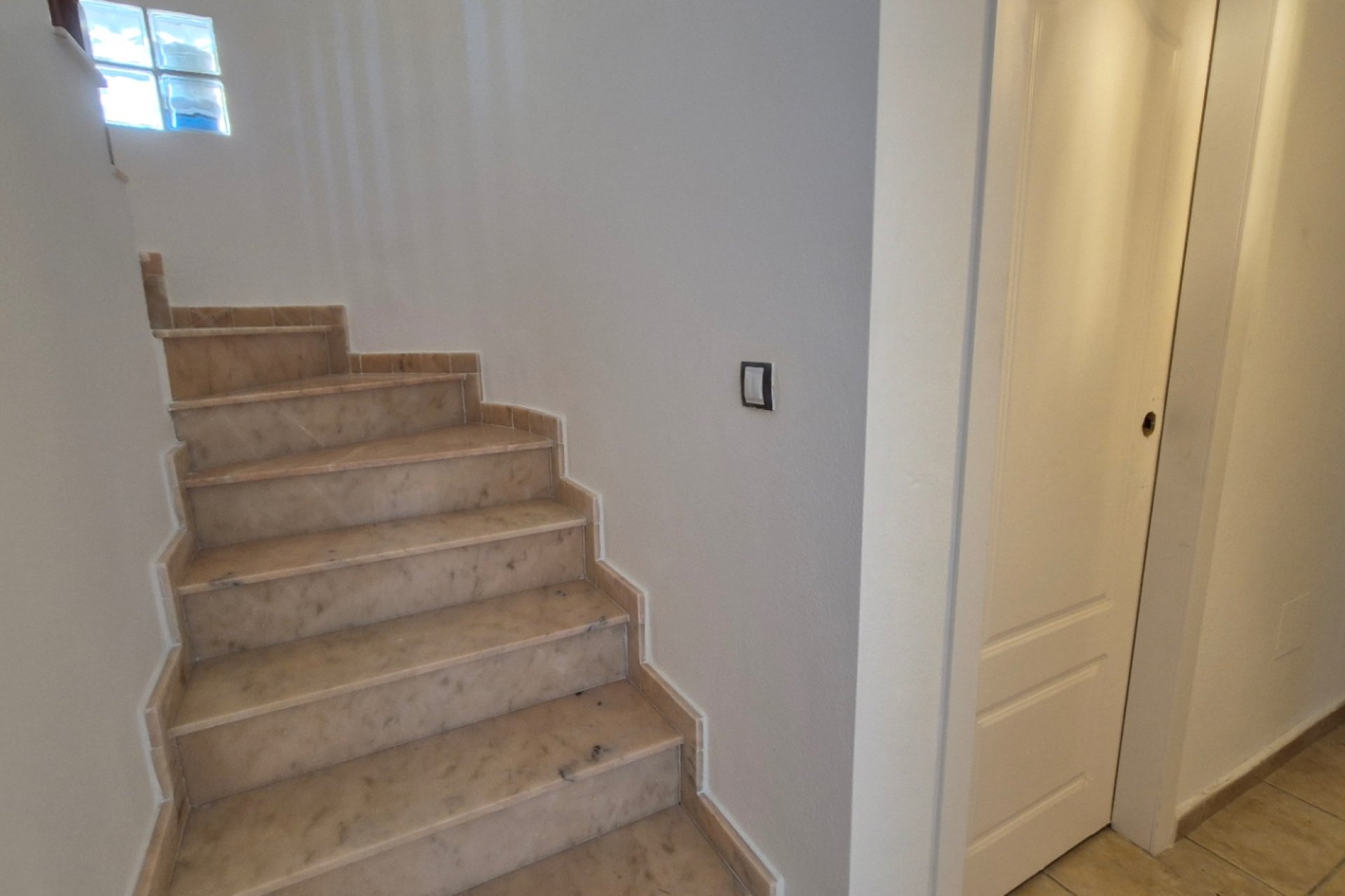 Resale - Villa -
Orihuela - Inland
