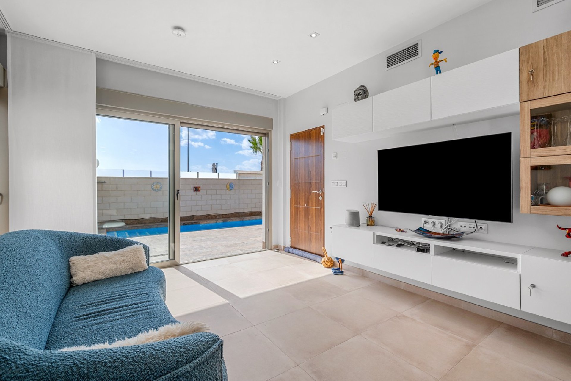 Resale - Villa -
Orihuela - Inland