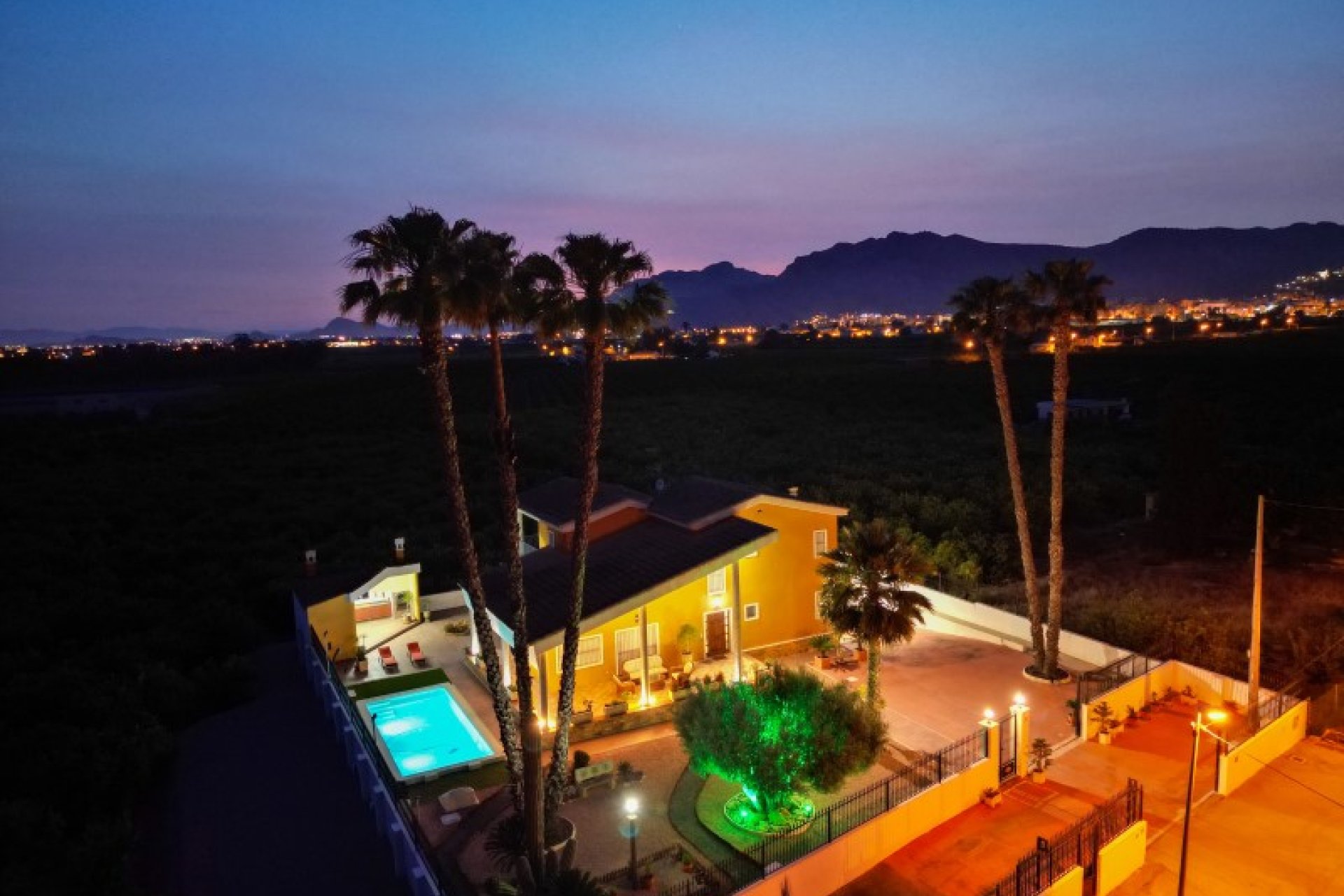 Resale - Villa -
Orihuela - Inland